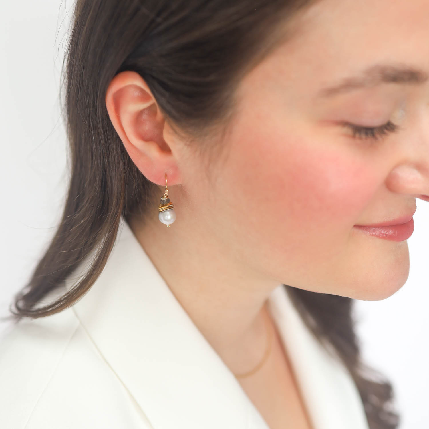 LuLu: Rio Earrings, Grey Pearl-Small