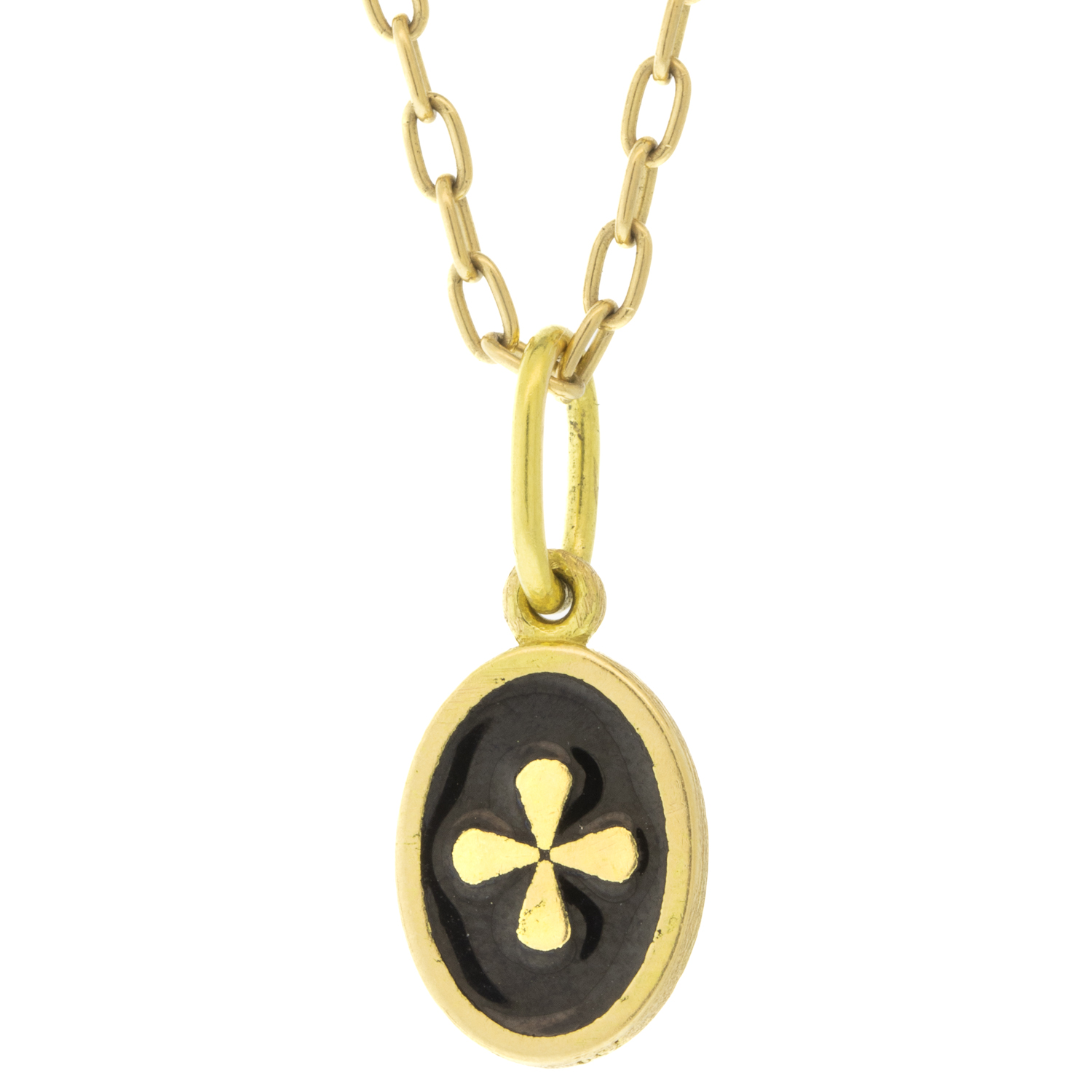 Erica Molinari Trunk Show : 18k diamond eye enamel skull- .056 TCW, Black