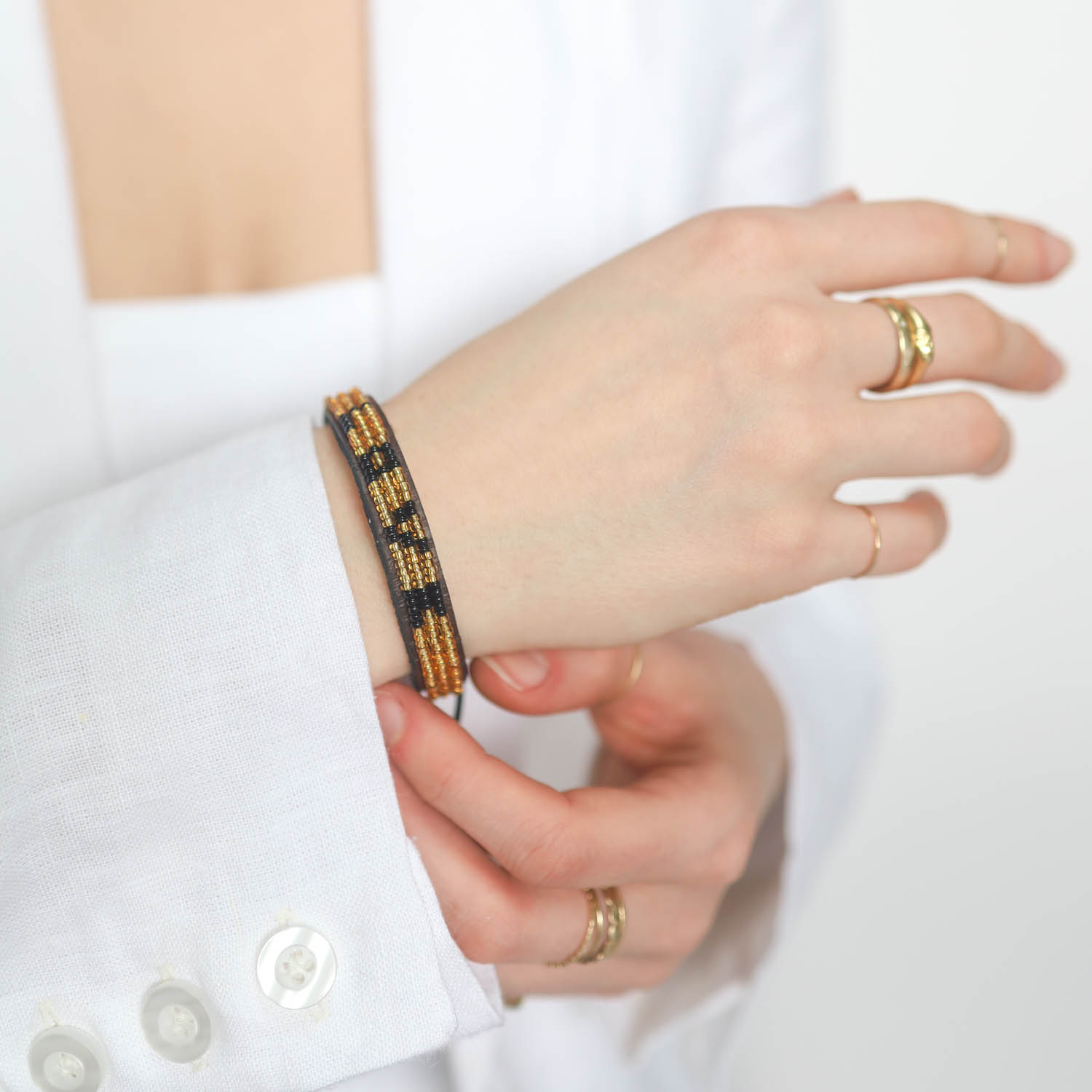 Love is Project:Bracelet, Skinny LOVE, Gold/ Black