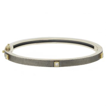 Rene Escobar :Bangle,3 diamonds Princess ,4mm