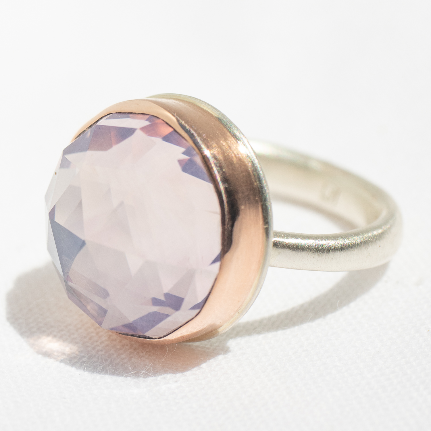 Jamie Joseph : Sterling & 14K Rose Gold Ring w/ Small Round Rose Cut LAVENDER AMETHYST on Egyptian Band,size 7