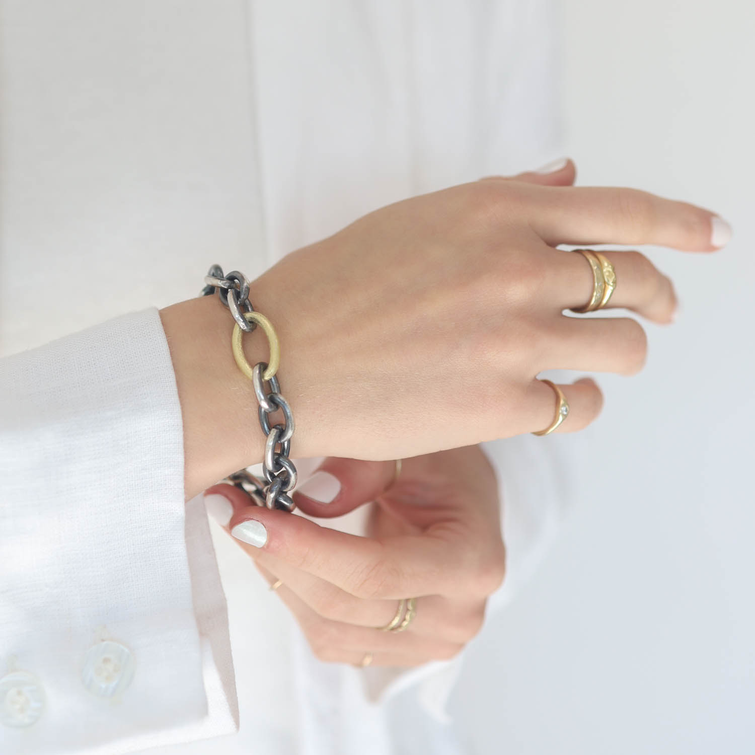 Rene Escobar:YG & SILVER LINKS BRACELET SET WITH 0.20CT IN DIAMONDS SIZE MED