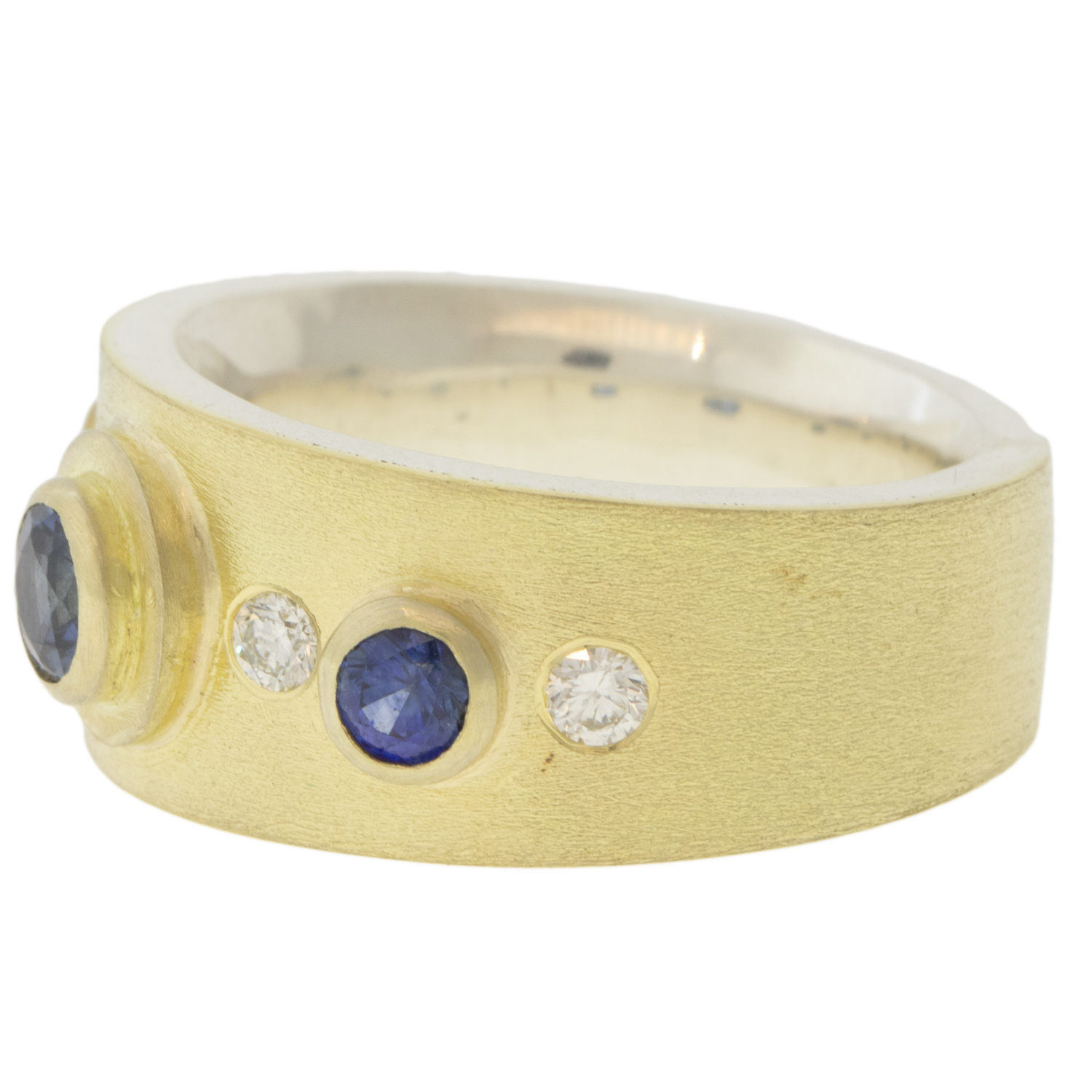 Rene Escobar Trunk show:RING IN SILVER 18K YG SAPPHIRE AND DIA 0.90CT SAPH 0.25CT DIA 14.7GR TOTAL 8SS 6.7GR 18K