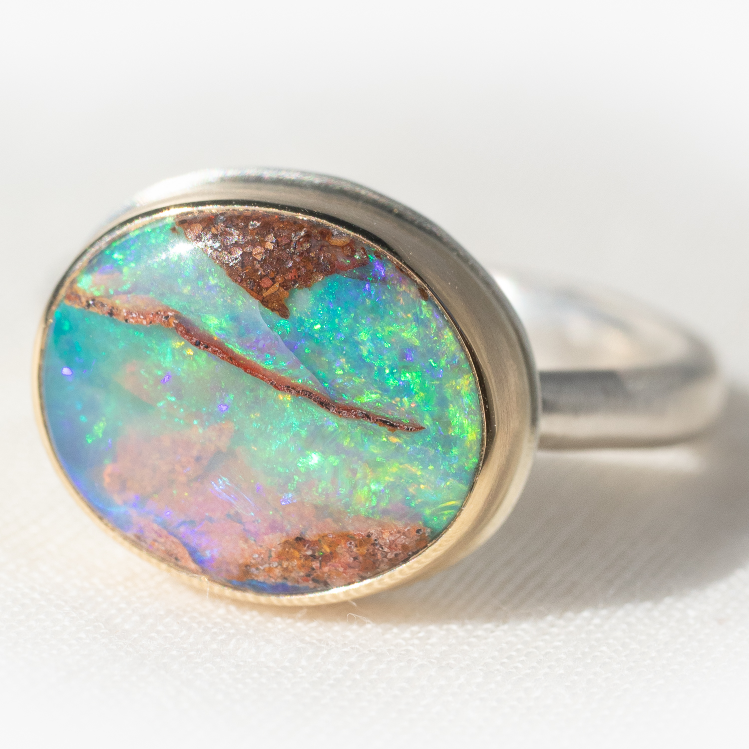 Jamie Joseph: Sterling & 14K Gold Ring w/ Small Oval OPALIZED WOOD on Egyptian Band, Size 7