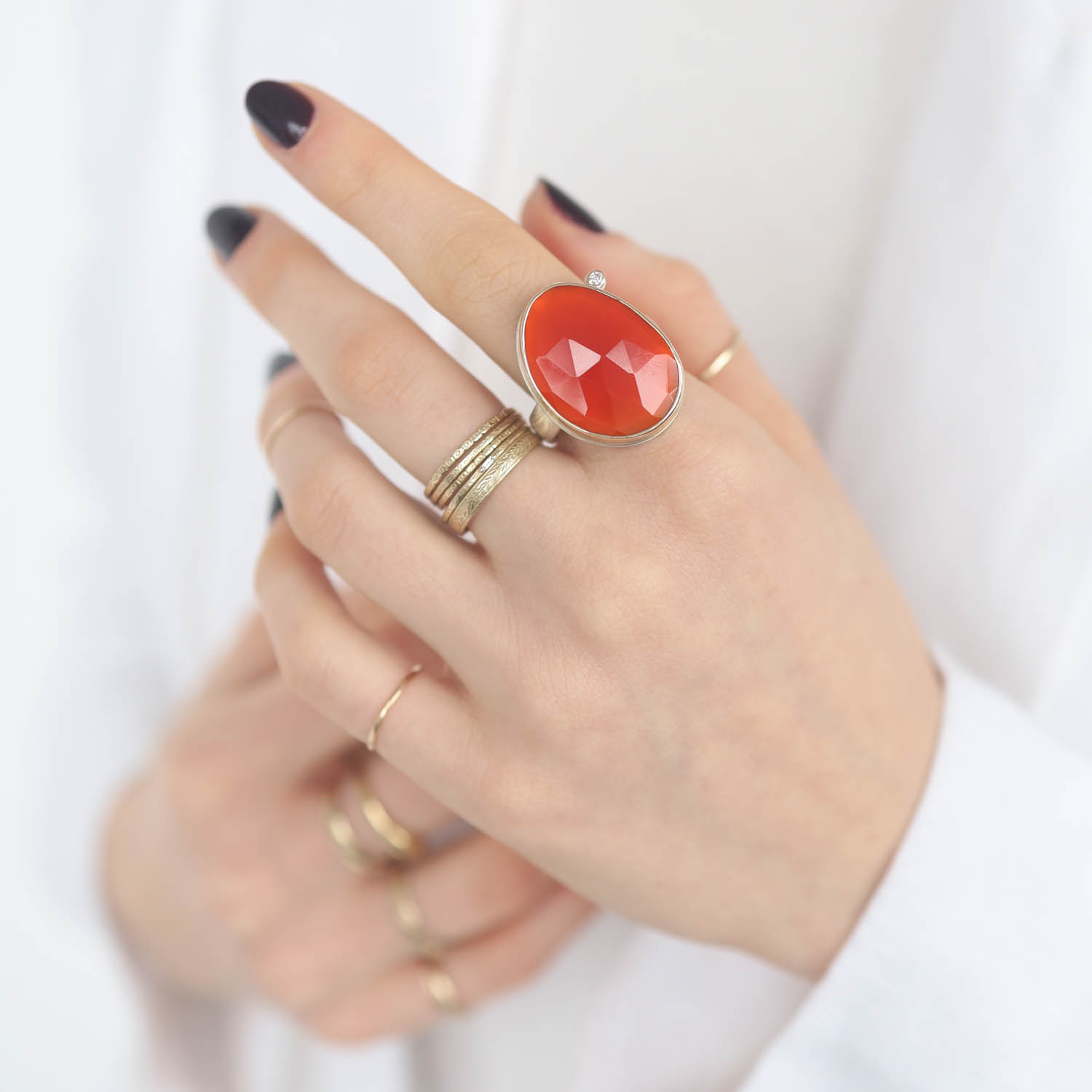 Jamie Joseph:Sterling & 14K Gold Ring w/ Vertical Asymmetrical Rose Cut CARNELIAN & .03 ct Satellite Diamond on Groovy Band,Size 8.25