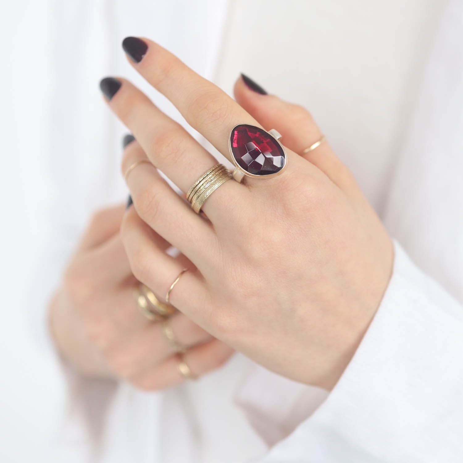 Jamie Joseph:Sterling & 14K Gold Ring w/ Vertical Faceted Asymmetrical Rhodolite Garnet on Y Band,Size 8