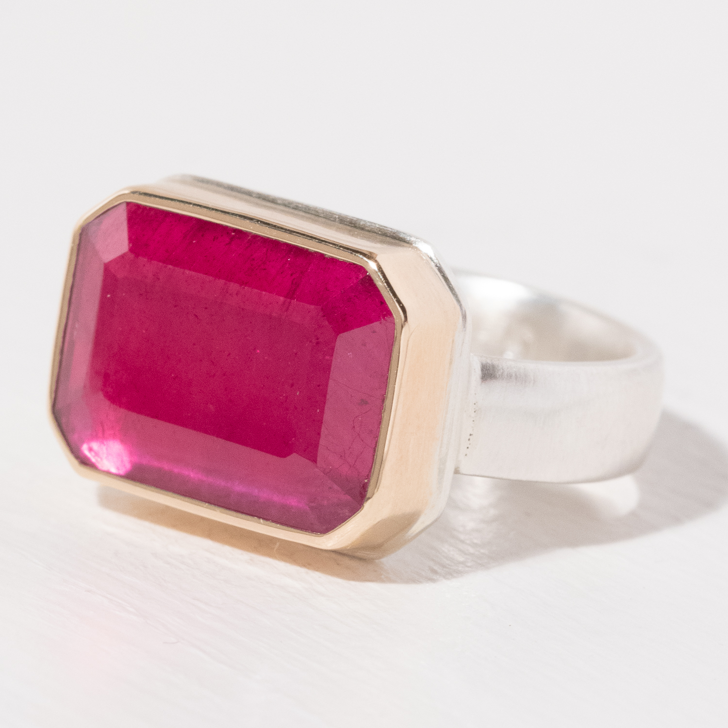Jamie Joseph Trunk Show: Ring 130,African ruby,7.5