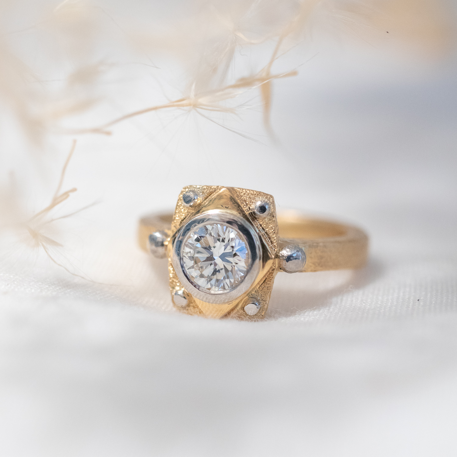 Alison Shiboski:Ring,POWER,0.72ct Round brilliant diamond,SI Clarity,H Colour,18k,Platinum