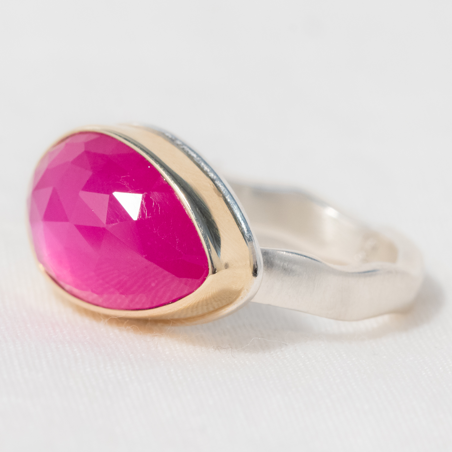 Jamie Joseph: Sterling & 14K Gold Ring w/ Teardrop Rose Cut AFRICAN RUBY on Soft Live Edge Band