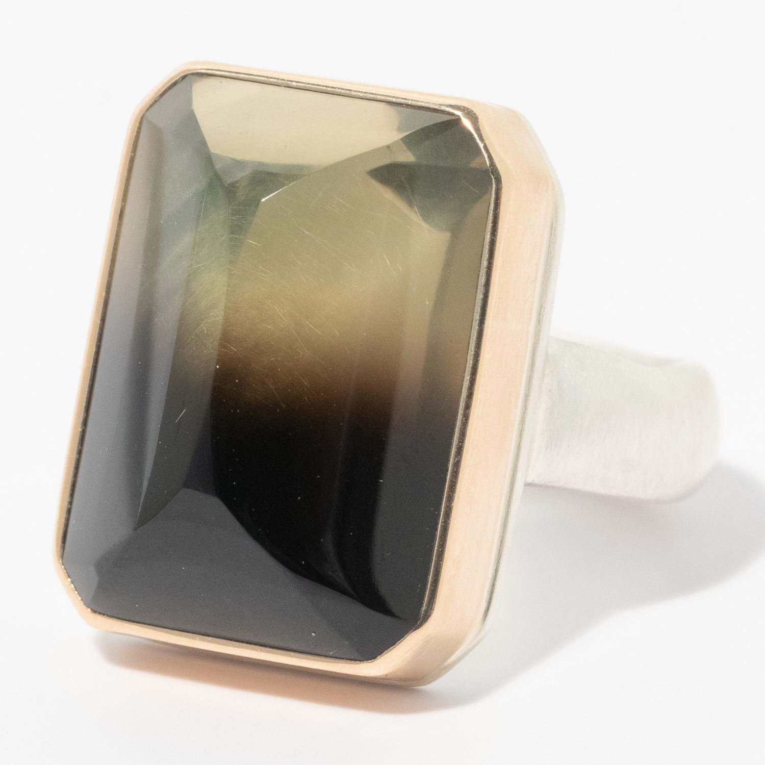 Jamie Joseph: Sterling & 14K Gold Ring w/ Vertical Rectangular Inverted BI-COLOR QUARTZ on Groovy Band, Size 7 1/2,