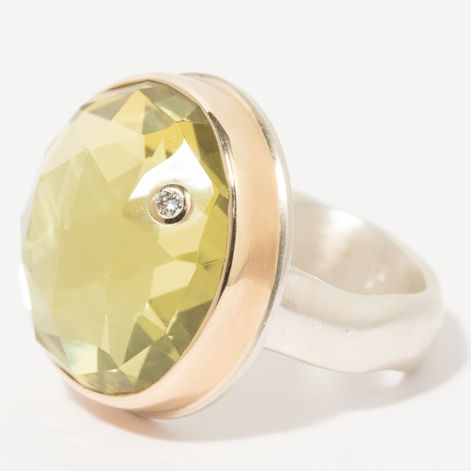 Jamie Joseph: Sterling & 14K Gold Ring w/ Round Rose Cut LEMON QUARTZ & .03 ct Diamond on Groovy Band, Size 7 1/2, 3/4" Diameter
