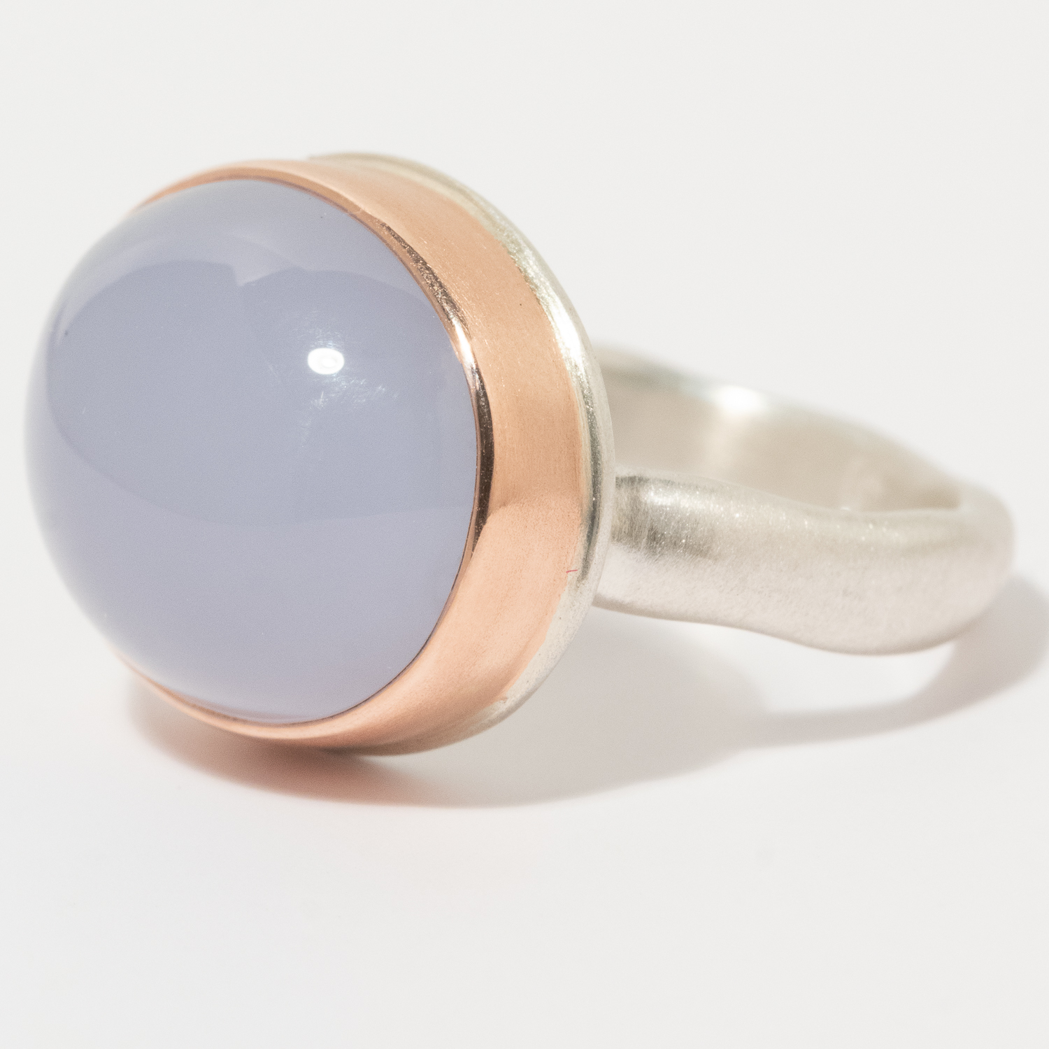 Jamie Joseph:Sterling & 14K Rose Gold Ring w/ Oval Smooth NATURAL BLUE CHALCEDONY on Middle Groovy Band,sz 7,9/16 x 11/16