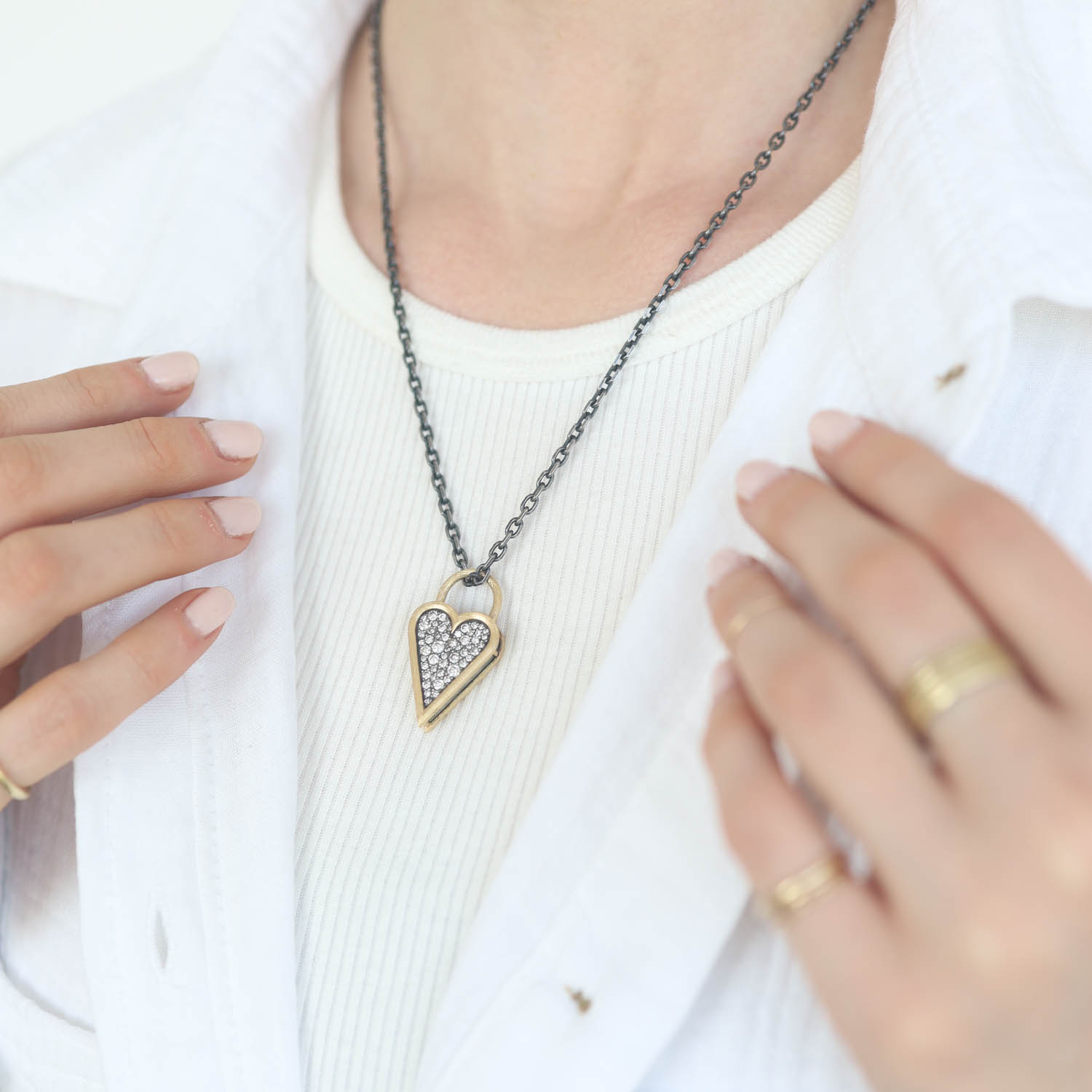 Erica Molinari Trunk Show: ss/18k medium slim shimmer pave heart - "She flies with her own wings" - .90cts