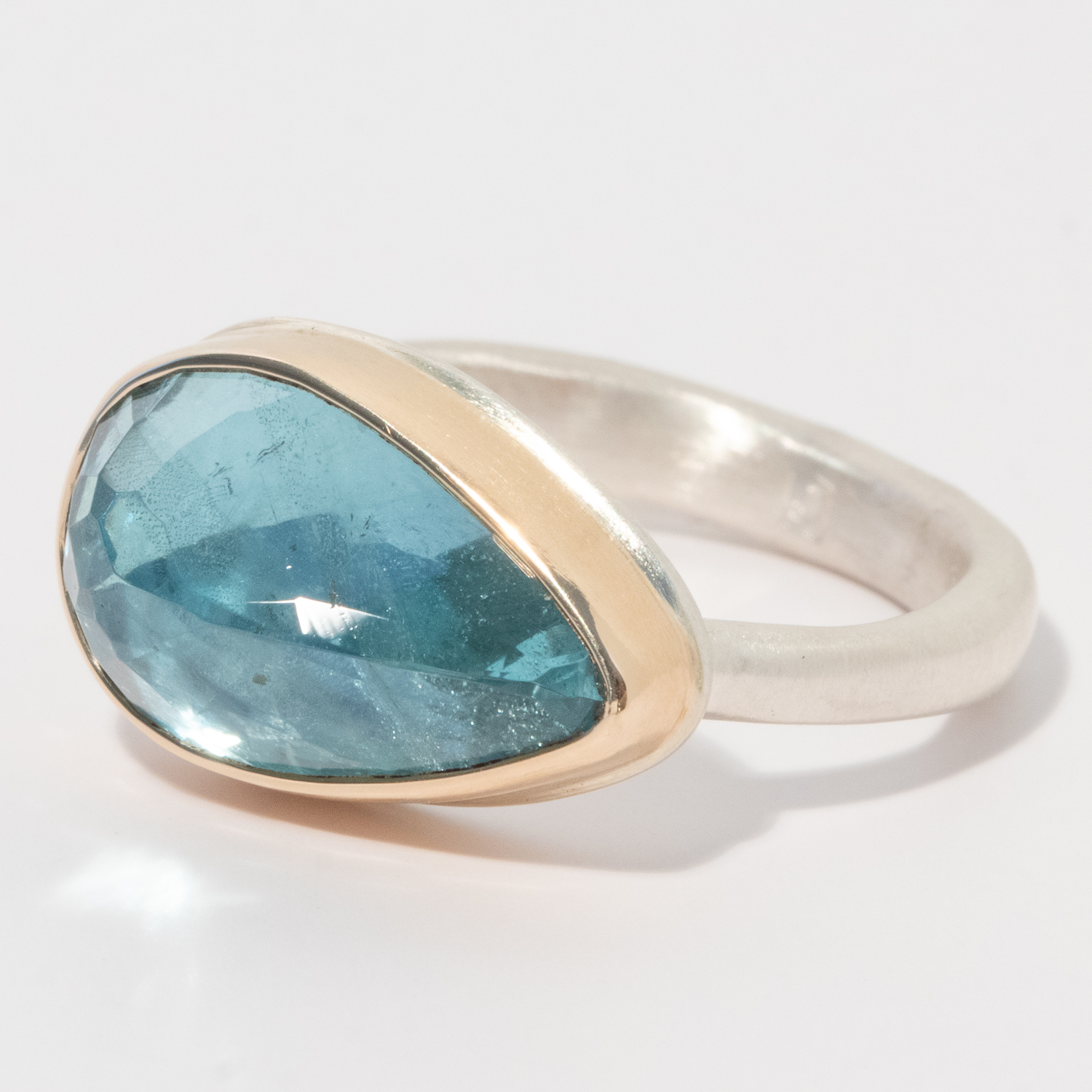 Jamie Joseph: Sterling & 14K Gold Ring w/ Small Inverted Teardrop Aquamarine on Egyptian Band, Size 7 1/4, Measures 3/8" x 5/8"