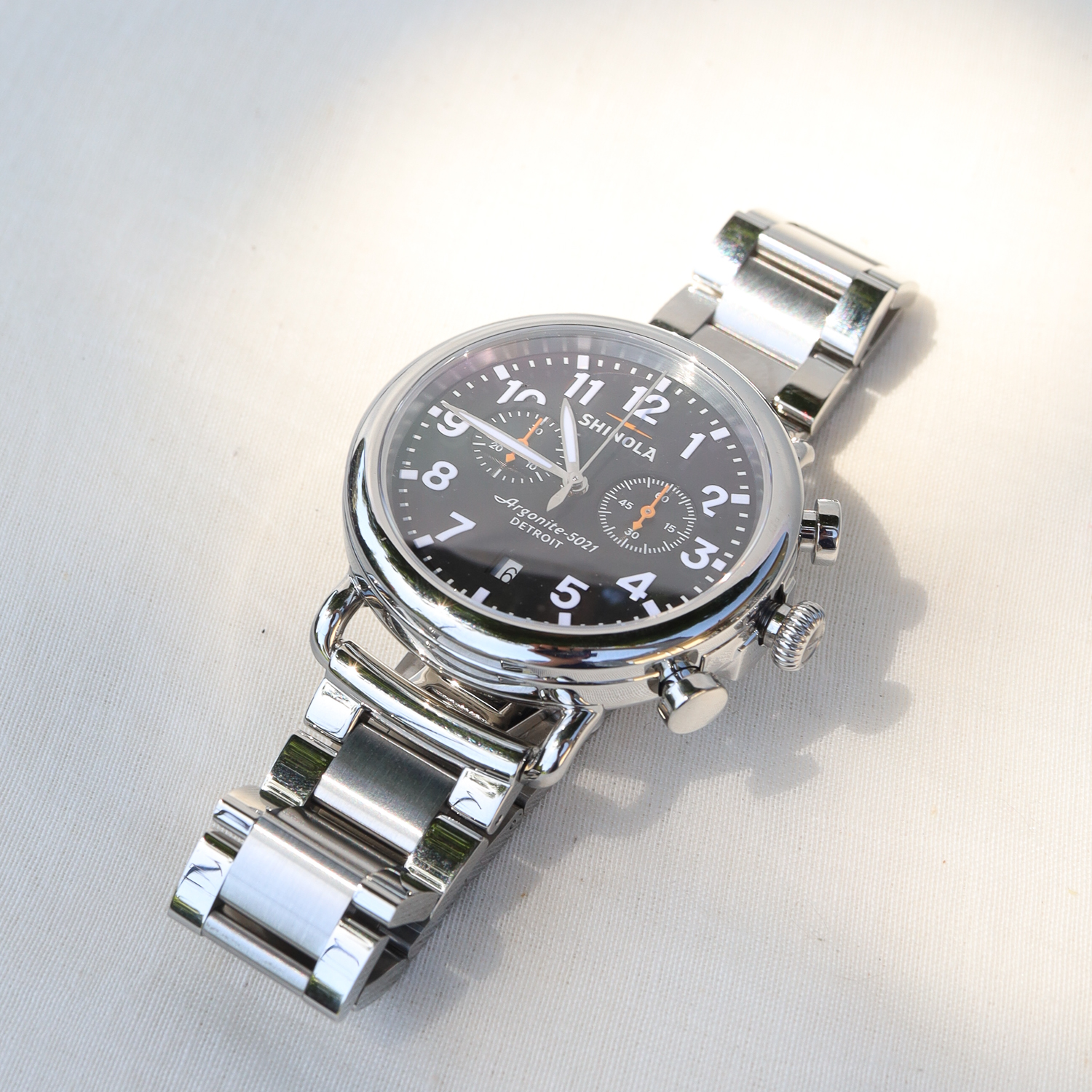 Shinola: Watch, Runwell 2 eye Chrono 41 mm, Silver Bracelet, Black
