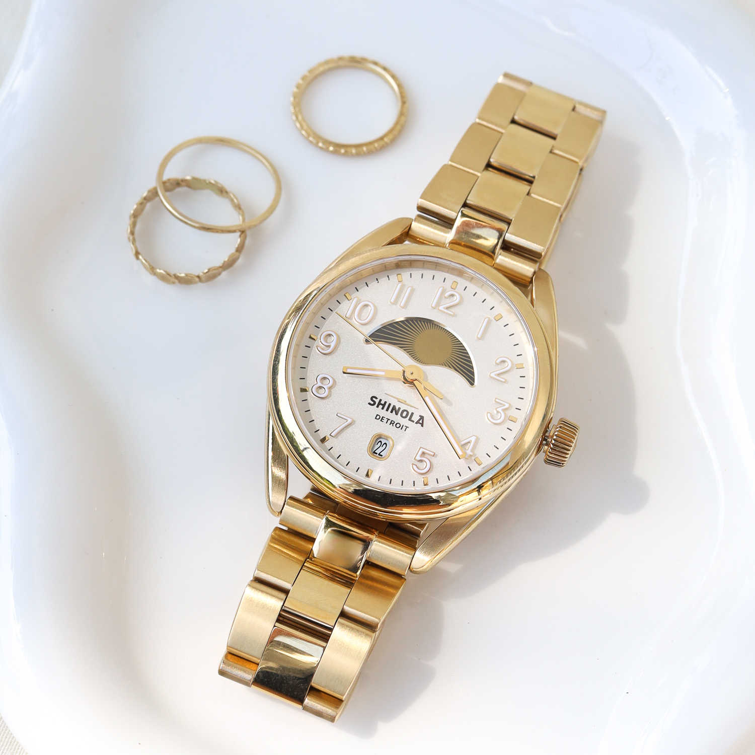 Shinola: Watch, Derby Day & Night, 38mm, Gold Bracelet