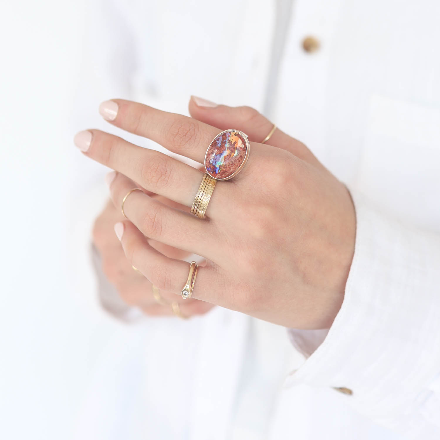 Jamie Joseph: Sterling & 14K Gold Ring w/ Oval MEXICAN FIRE OPAL on Live Edge Band, sz 8, 9/16" x 13/16"