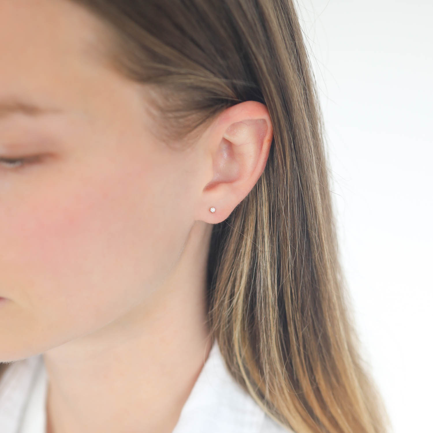 Lizzie Mandler: Earring, Eclat Diamond Mini Studs,Pair 18K