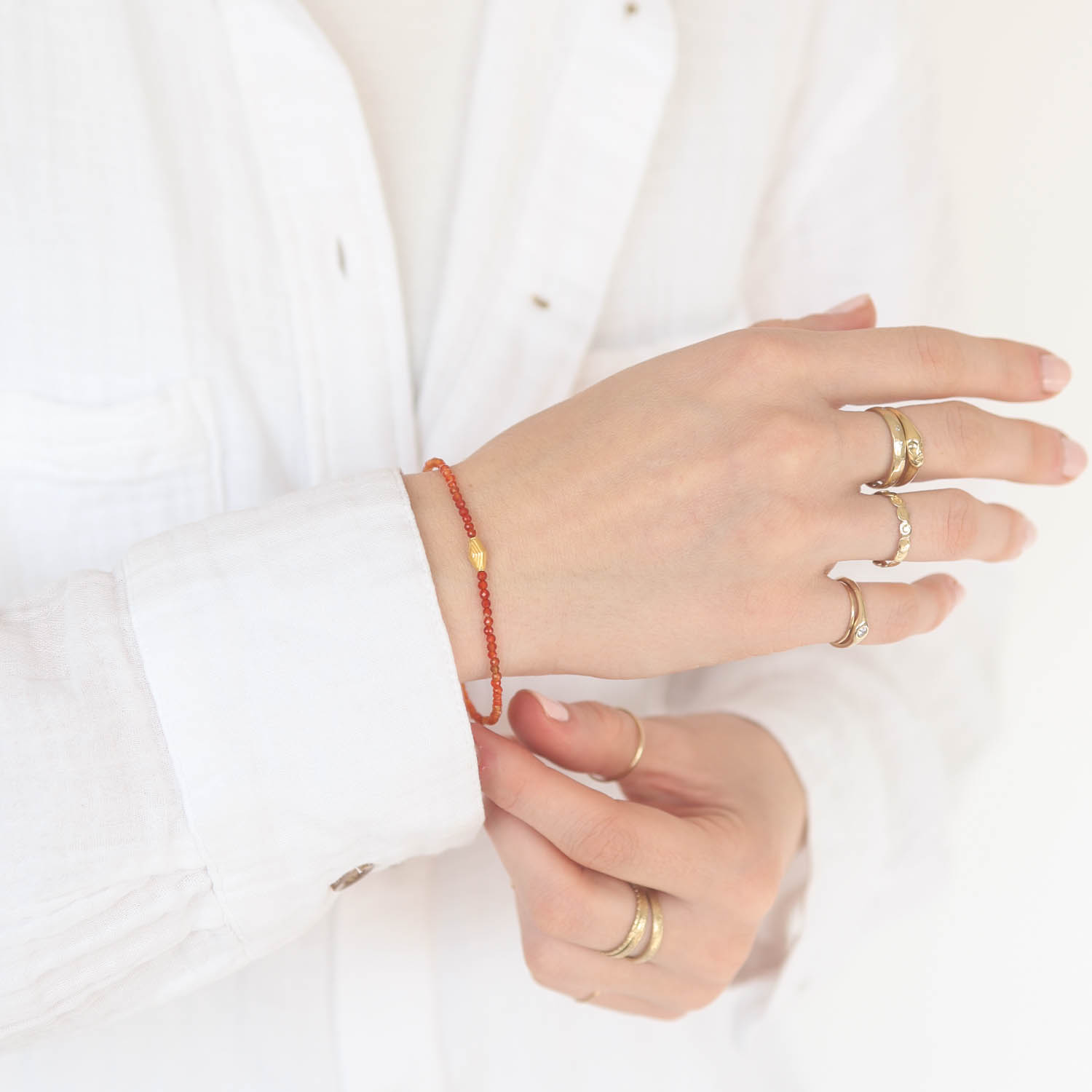 Margaret Solow: Bracelet,18k bead,Carnelian