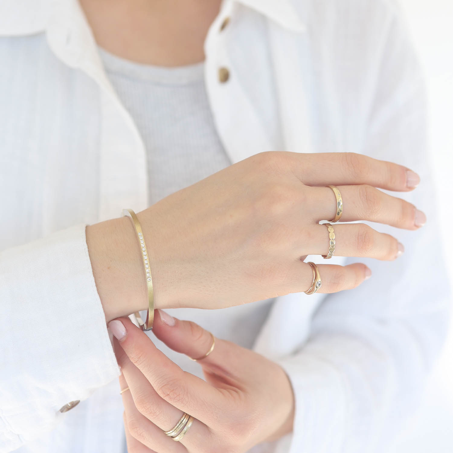 Rene Escobar :Bangle,LAURA,2.5 MM,Yellow Gold,0.24CT