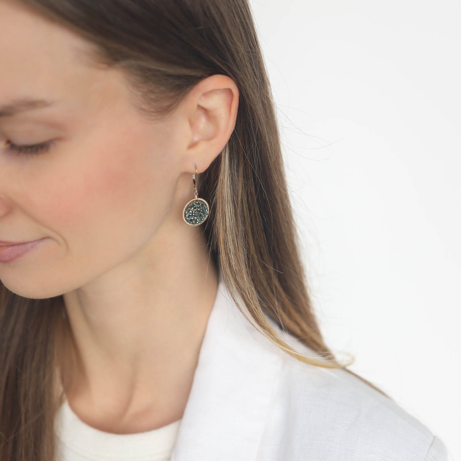 Dana Kellin: 14K Gold-Fill, Sage,round