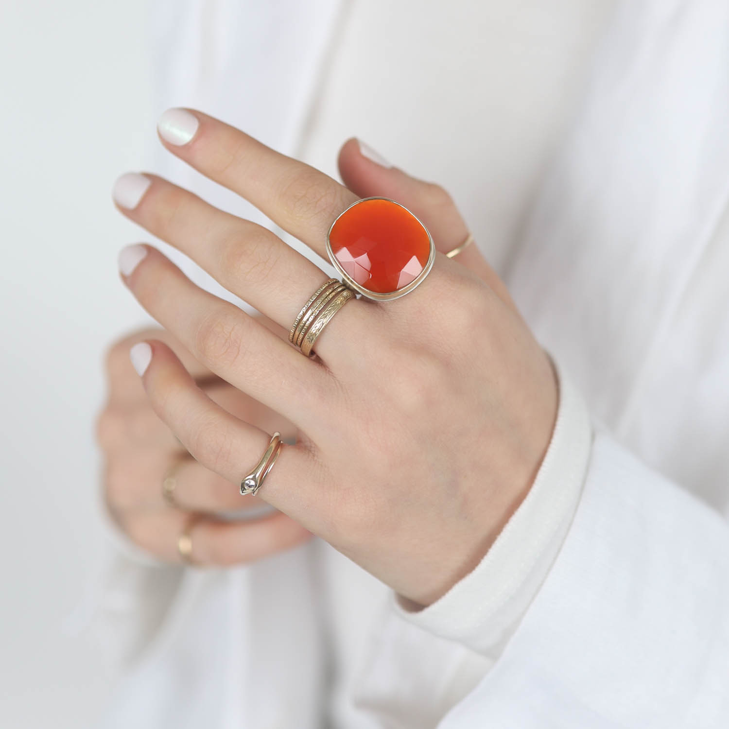 Jamie Joseph: Sterling & 14K Gold Ring w/ Large Vertical Asymmetrical Rose Cut CARNELIAN on Groovy Band, 7/8 x 13/16, 8