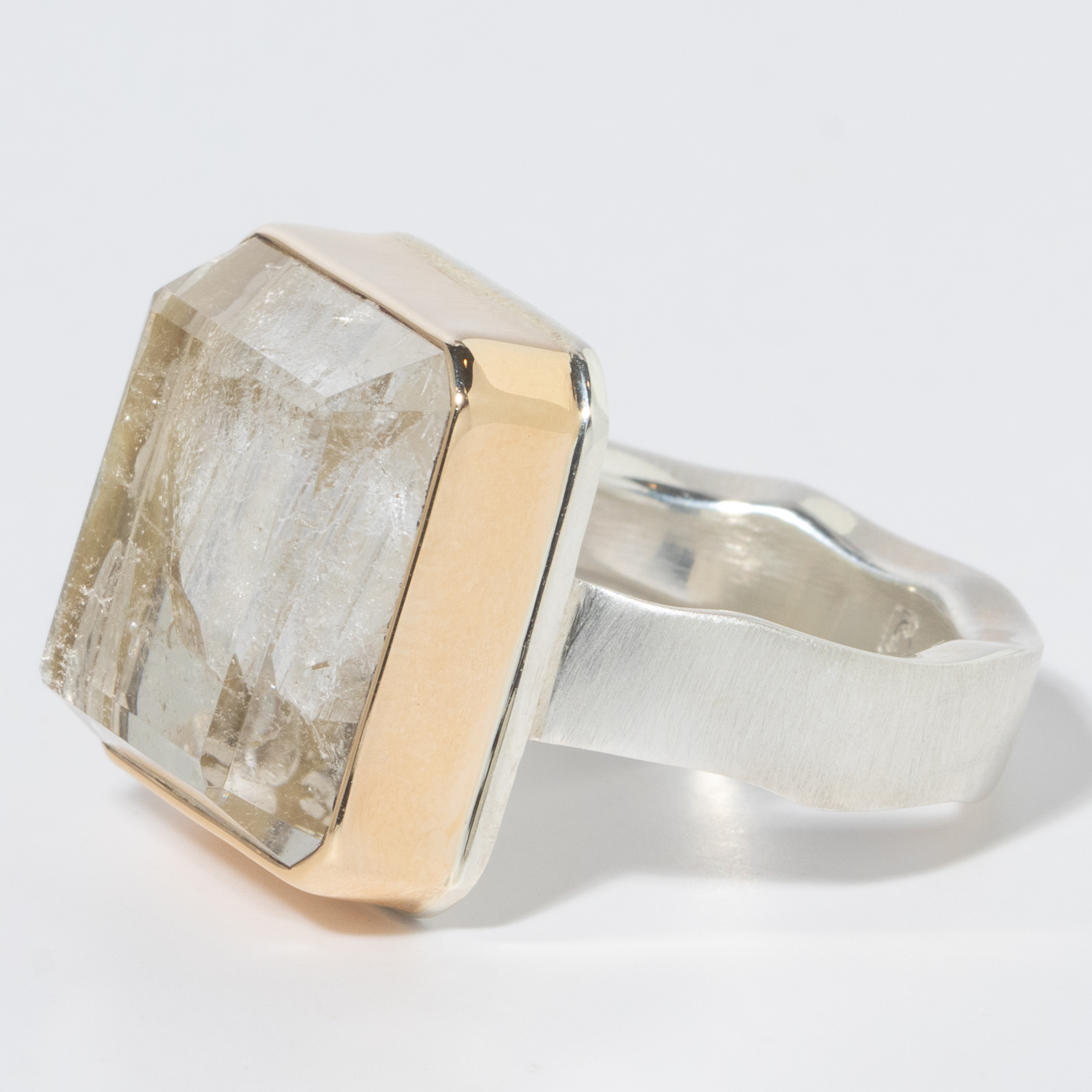 Jamie Joseph: Sterling & 14K Gold Ring w/ Vertical Rectangular Table Up POSITIVE QUARTZ on Live Edge Band, 11/16 x 9/16, 8 1/2