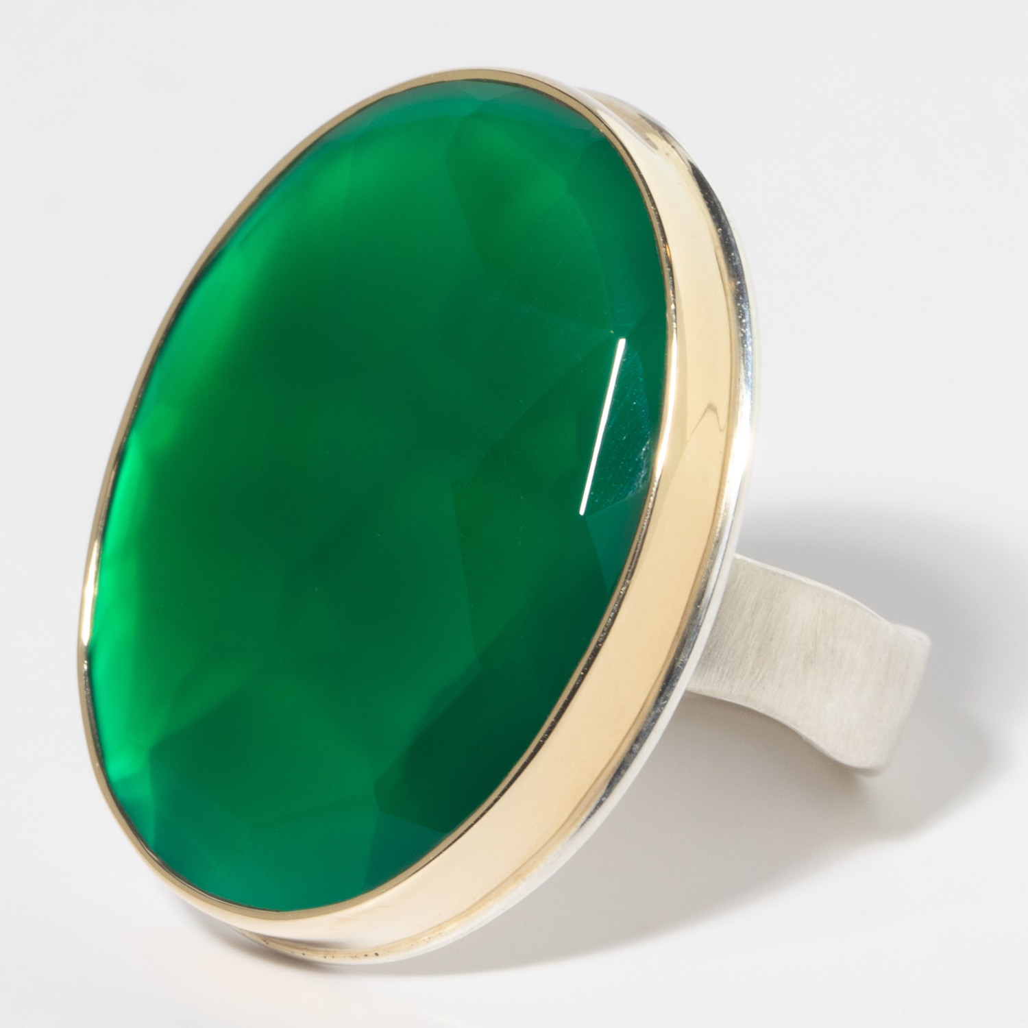Jamie Joseph: Sterling & 14K Gold Ring w/ Large Vertical Oval Rose Cut GREEN ONYX on Live Edge Band, 1 1/16 x 13/16, 7 3/4