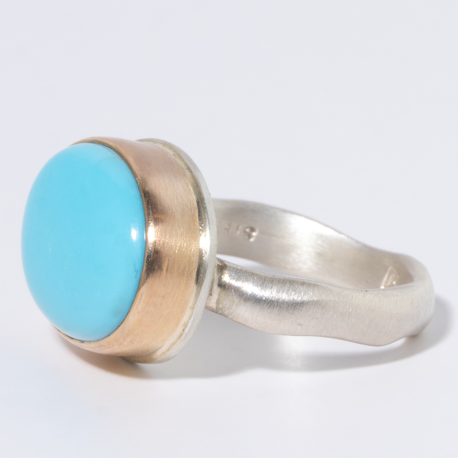 Jamie Joseph: Sterling & 14K Gold Ring w/ Oval PRINCE TURQUOISE on Middle Groovy Band, Size 7 1/4, 7/16" x 11/16"