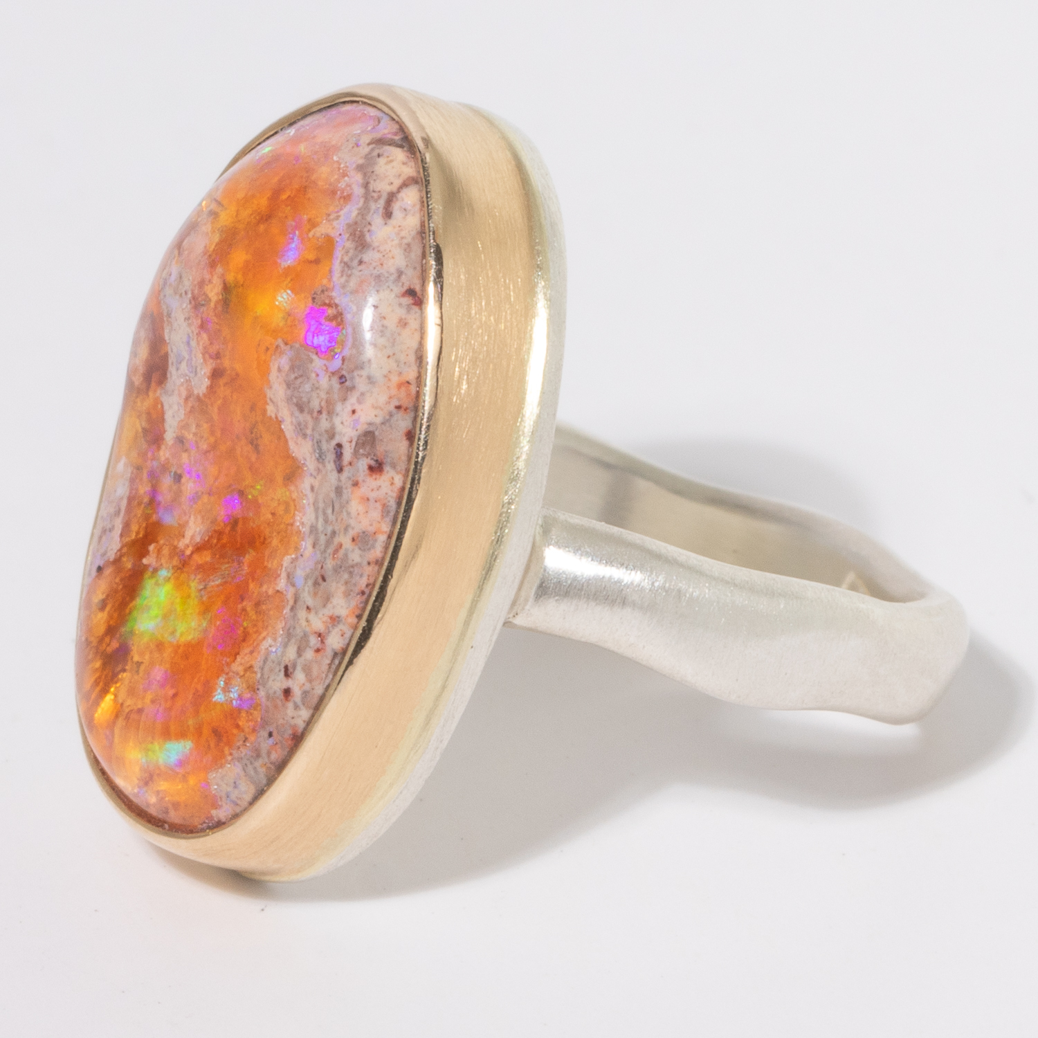 Jamie Joseph: Sterling & 14K Gold Ring w/ Vertical Oval MEXICAN FIRE OPAL on Middle Groovy Band, 13/16 x 9/16, 7