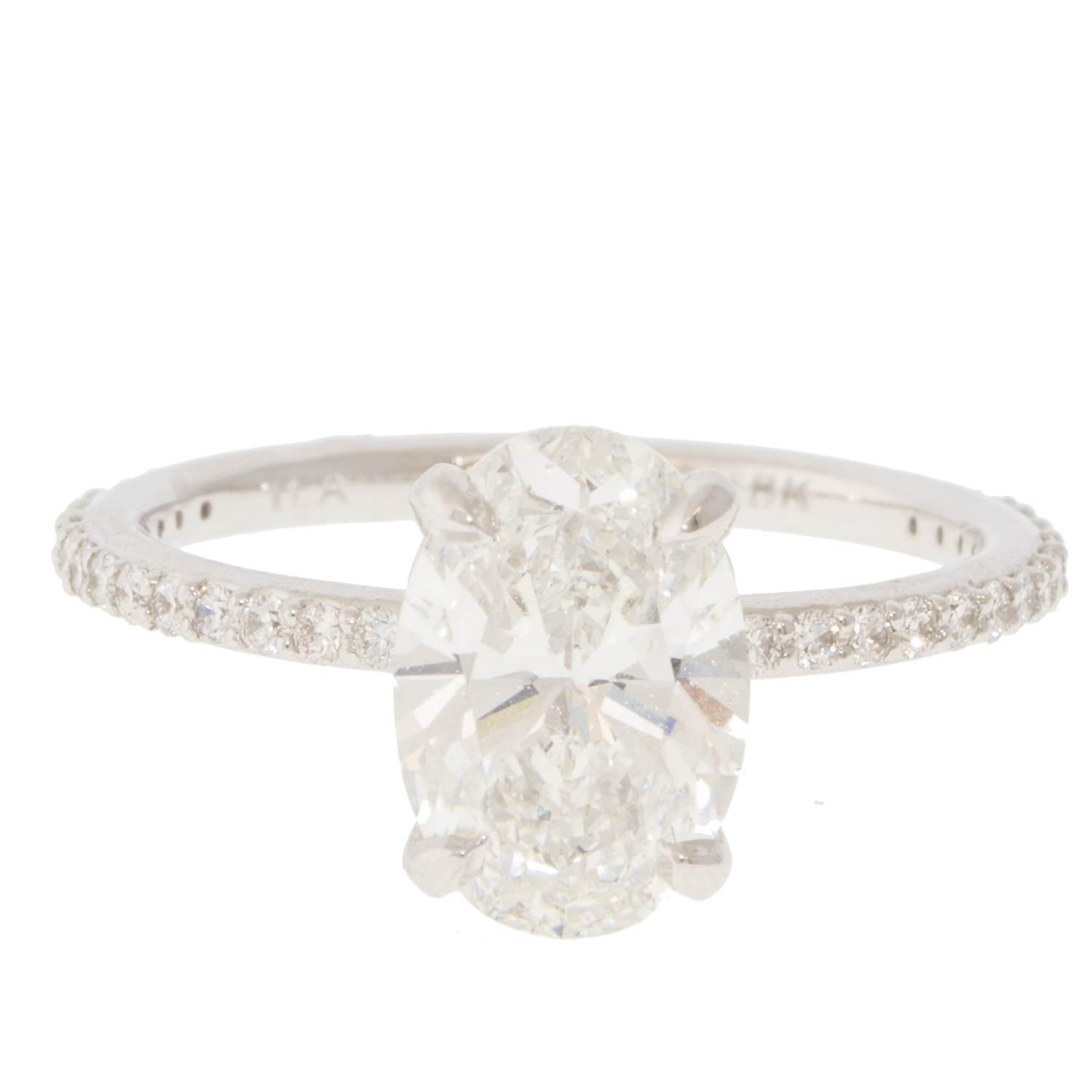 ILA: UNBRIDALED,Ring, Solitaire Pave Engagement Lab Grown 2ct,18kwg oval sz 6.5 F/VS1