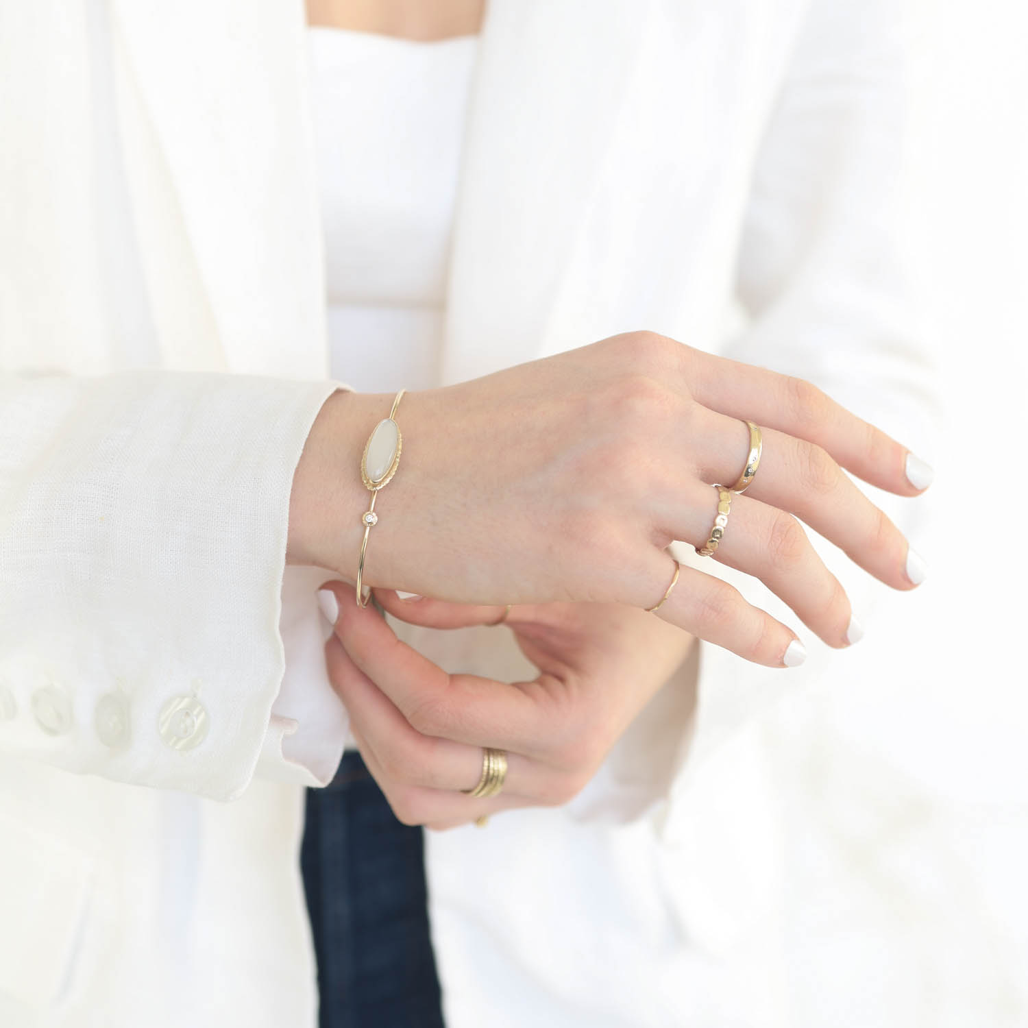 Jamie Joseph:14K Gold Bracelet w/ Oval Smooth WHITE MOONSTONE on Ruffled Platform w/ .03 ct Diamond Accent