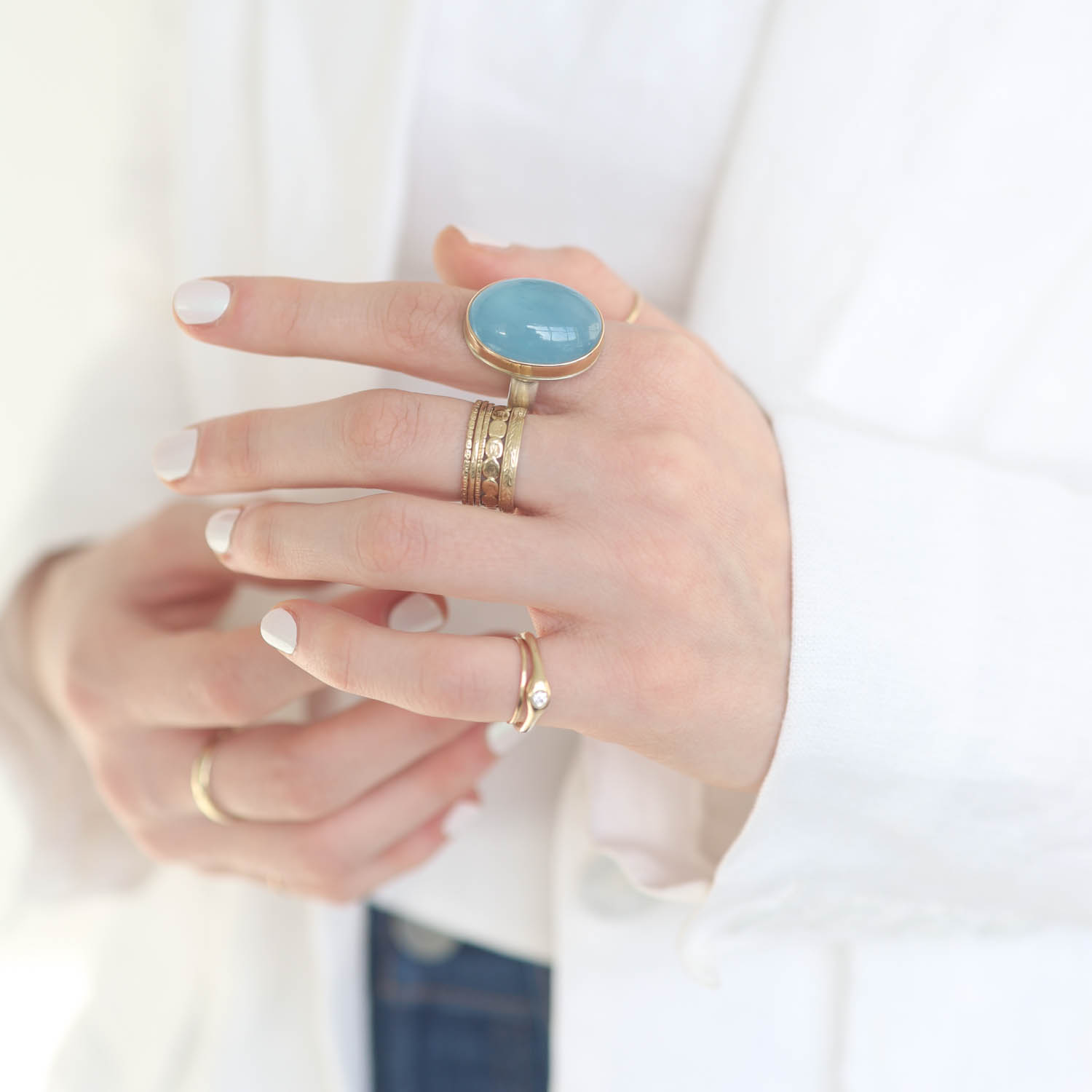 Jamie Joseph: Sterling & 14K Gold Ring w/ Vertical Oval Smooth AQUAMARINE on Comfort Band, Size 7 1/4, Measures 7/8" x 5/8"