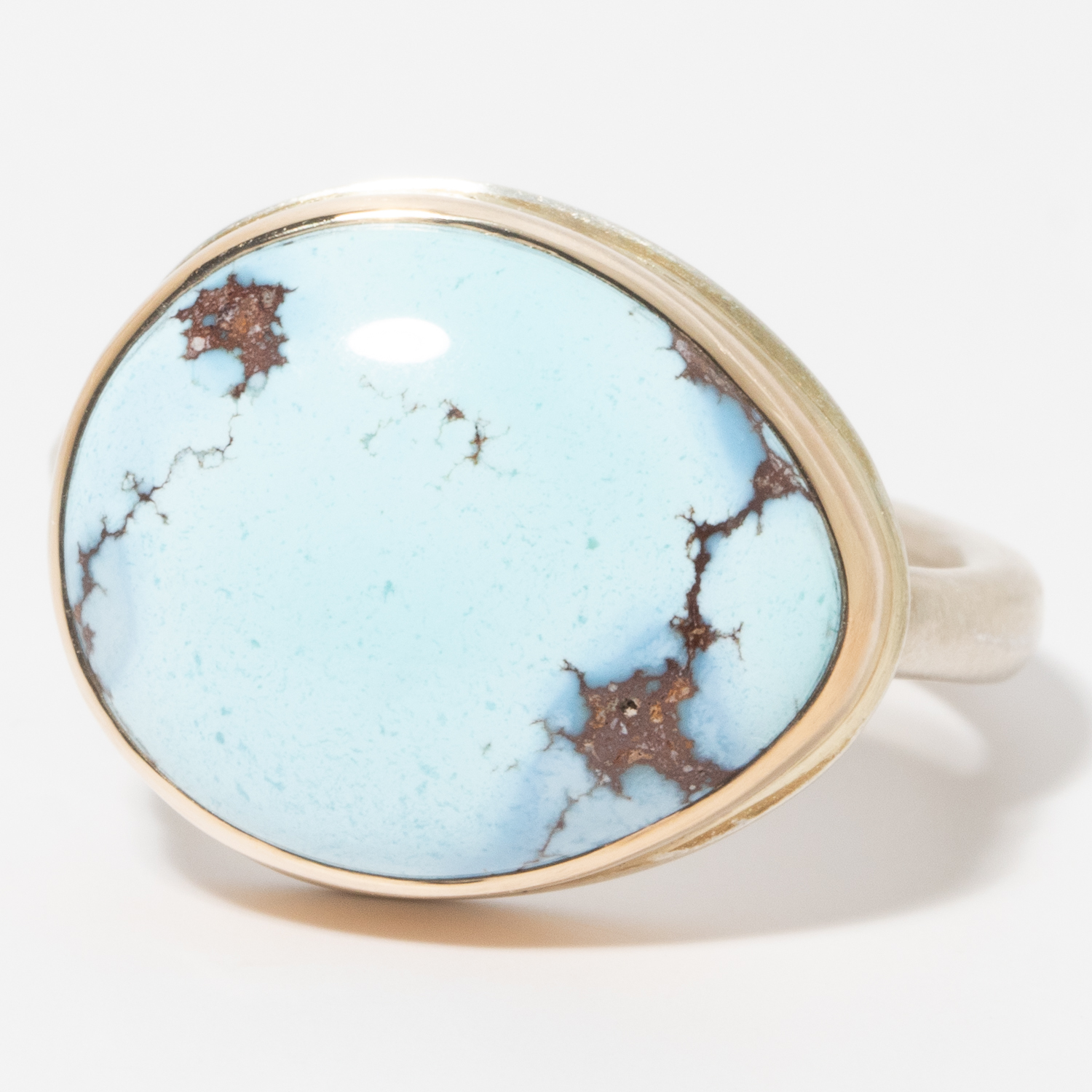 Jamie Joseph: Sterling & 14K Gold Ring w/ Teardrop KAZAKHSTANI TURQUOISE on Egyptian Band, size 7 1/2 measures 9/16" x 11/16"