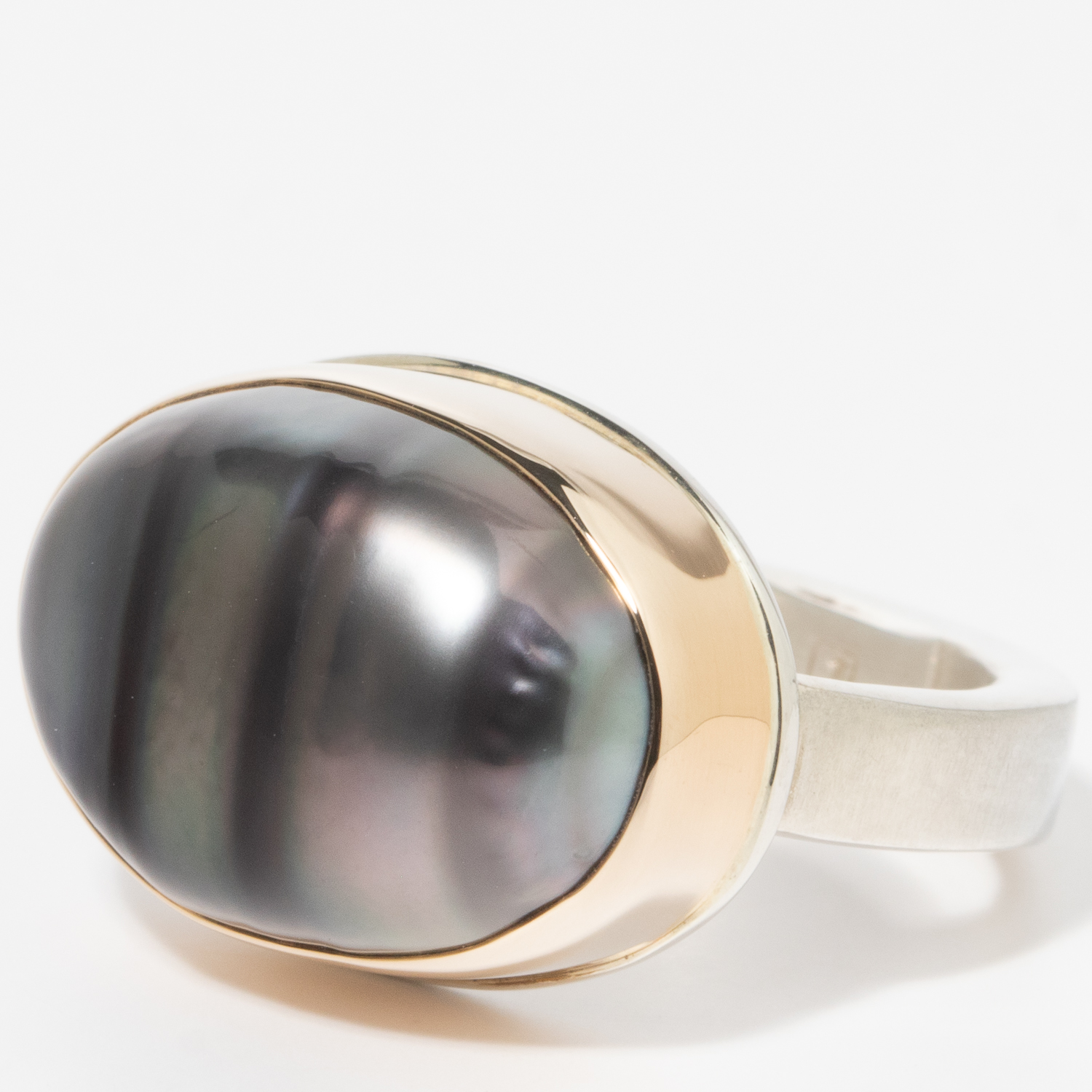 Jamie Joseph: Sterling & 14K Gold Ring w/ Asymmetrical Tahitian Pearl on Skinny Smooth Band, Size 6 1/2, 1/2" x 3/4"