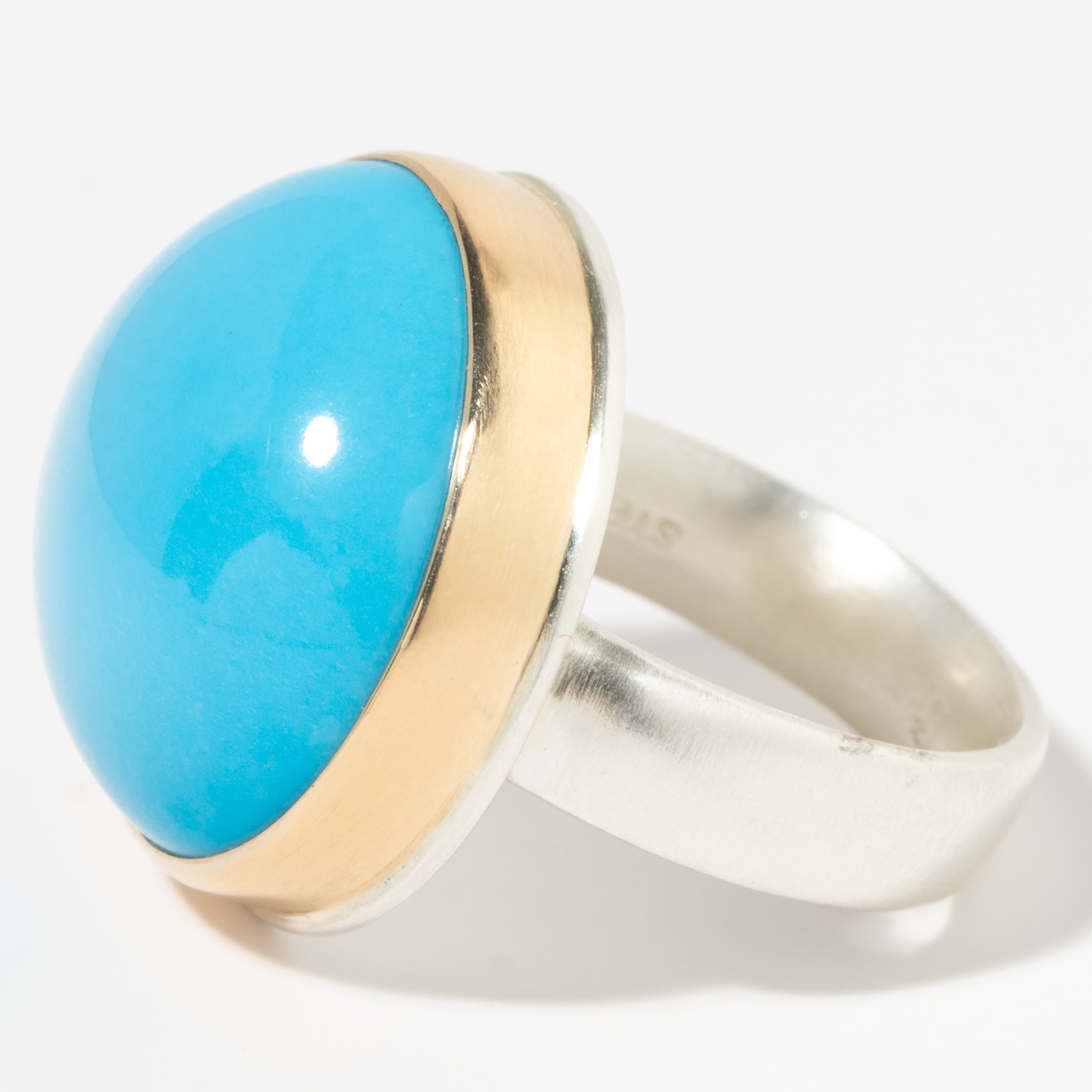 Jamie Joseph: Sterling & 14K Gold Ring w/ Round Smooth SLEEPING BEAUTY TURQUOISE on Comfort Band, size 8.5, measures 7/8" in diameter