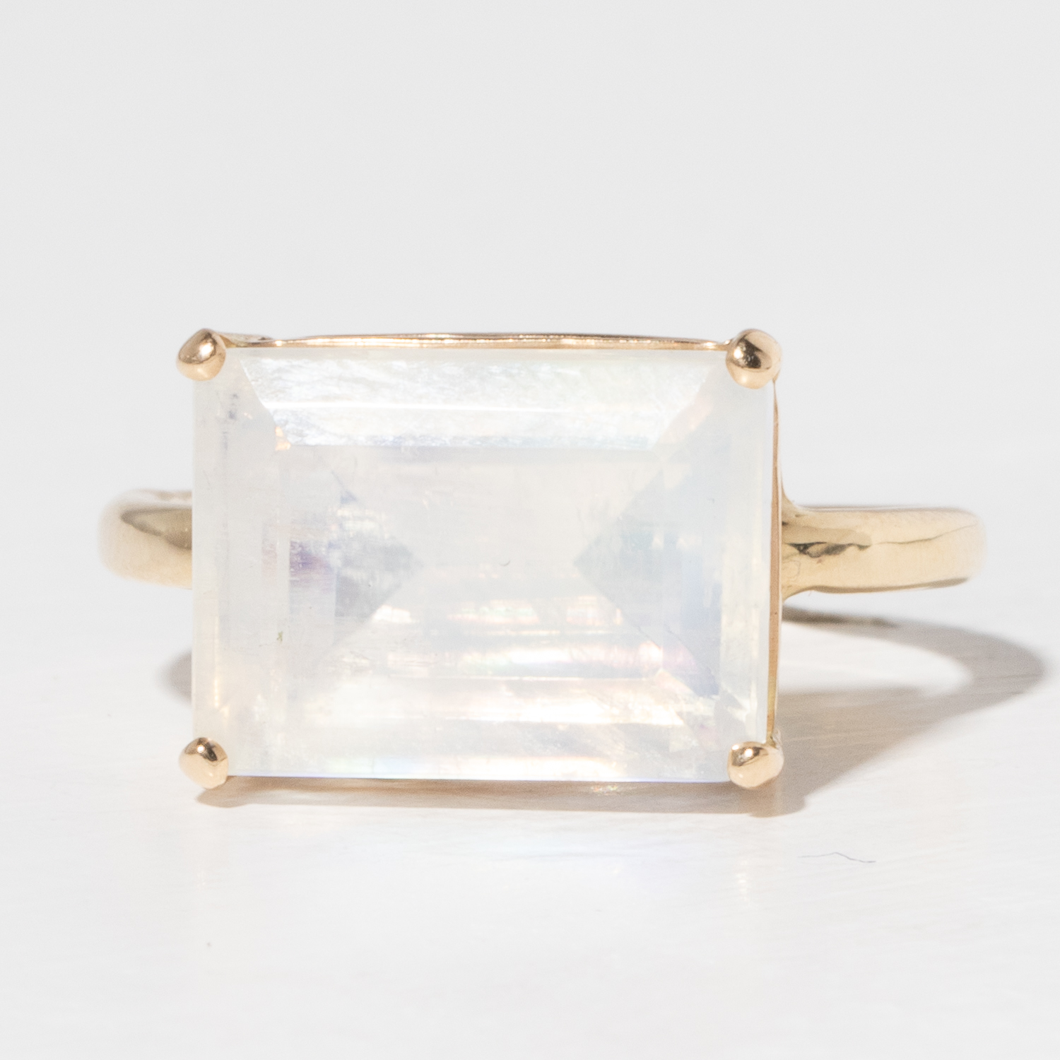Jamie Joseph Trunk Show 2025: Ring 287, 14K gold, WHITE RAINBOW MOONSTONE, size 7, 9/16" x 7/16"
