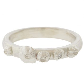 Hannah Blount: Barnacle Ring - Silver / White Diamond / 6.5