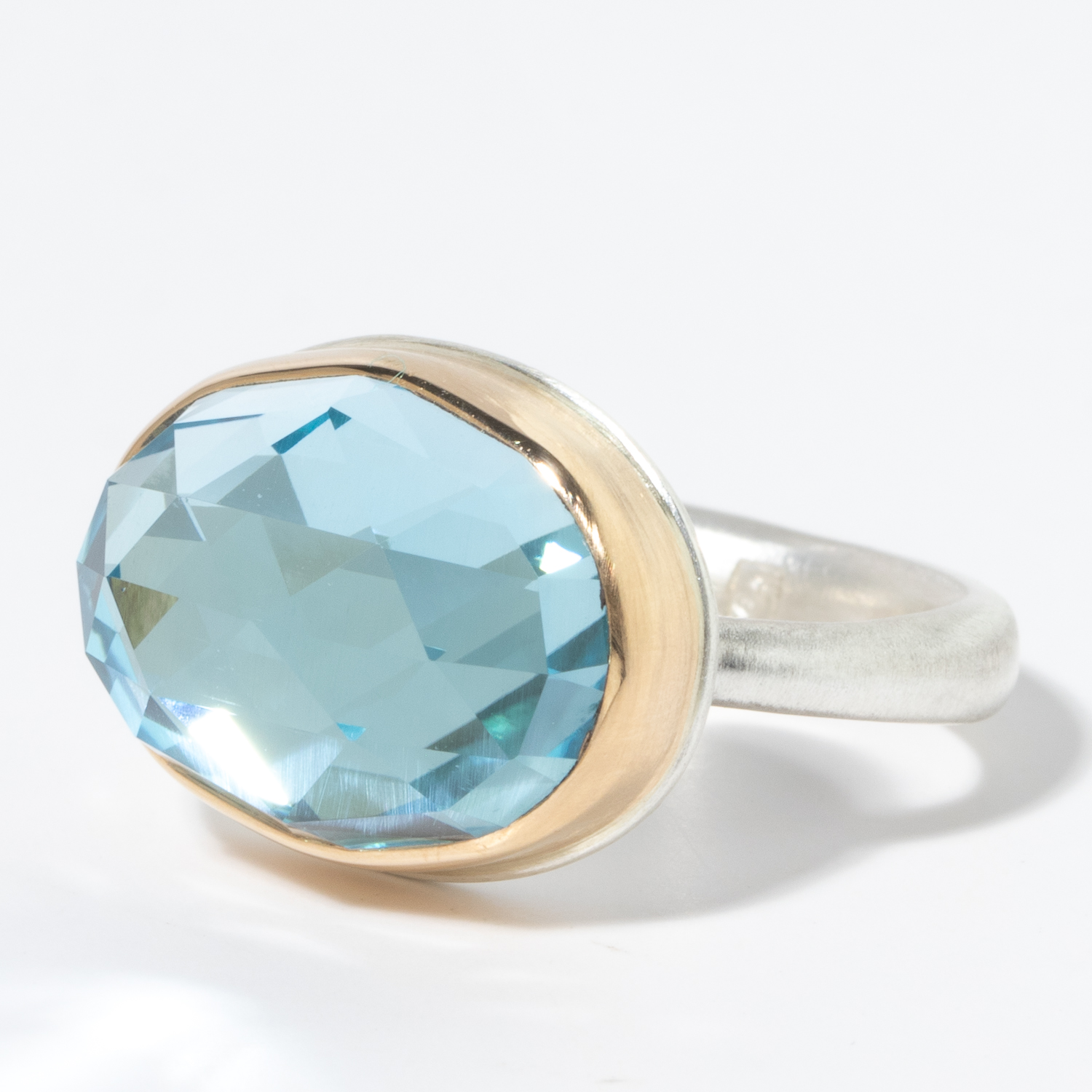 Jamie Joseph: Sterling & 14K Gold Ring w/ Small Oval Rose Cut SKY BLUE TOPAZ On Egyptian Band, Size 6 3/4