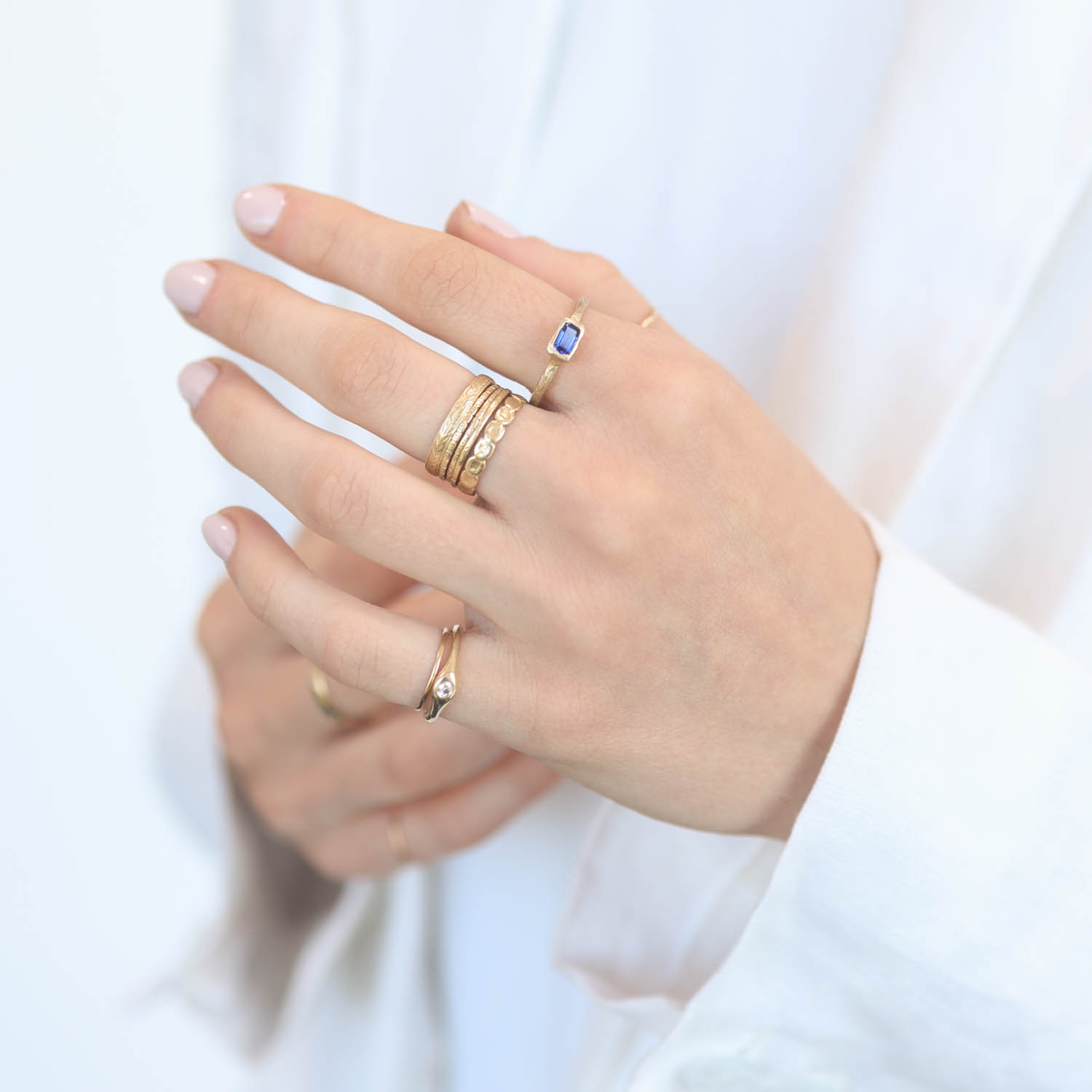 Victoria Cunningham Trunk Show: .39ct blue sapphire, Size 7 1/4, Stone measures 3/16" x 1/4"