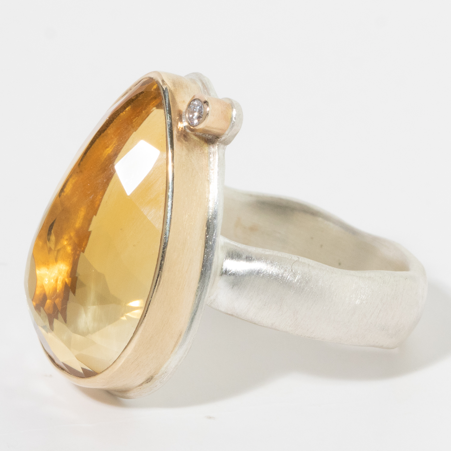 Jamie Joseph: Sterling & 14K Gold Ring, Vertical Teardrop Inverted CITRINE, .03 ct Satalite Diamond, Groovy Band size 7.75, 13/16" x 9/16"
