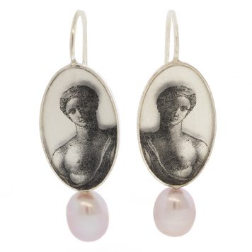 Anzu: Pearlhanger, Sterling Silver, Aphrodite Motif