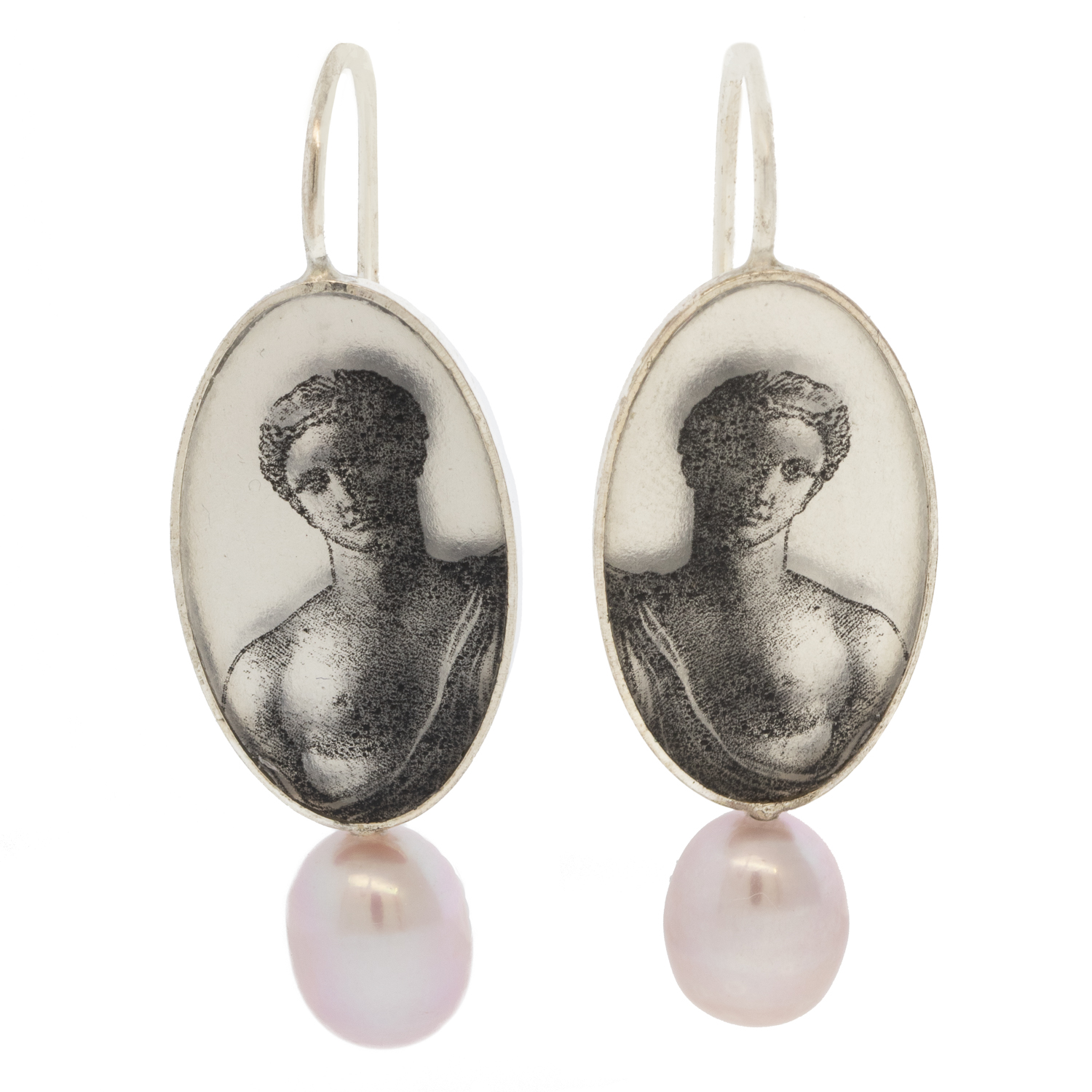 Anzu: Pearlhanger, Sterling Silver, Aphrodite Motif