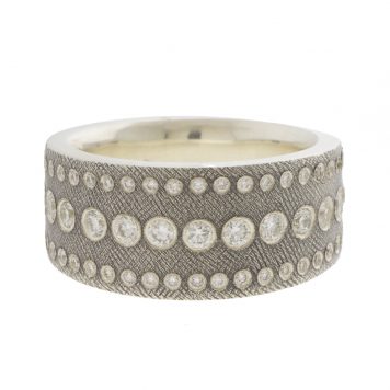 Rene Escobar Trunk show:SS ring set with 3 rows 0.85CT of WH diamonds.