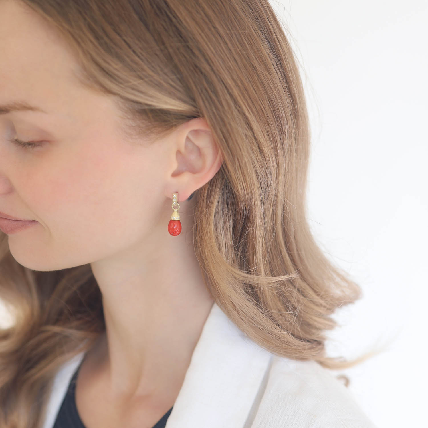 Rene Escobar Trunk Show:YG DROP CORAL EARRINGS SET WITH WH DIAMONDS