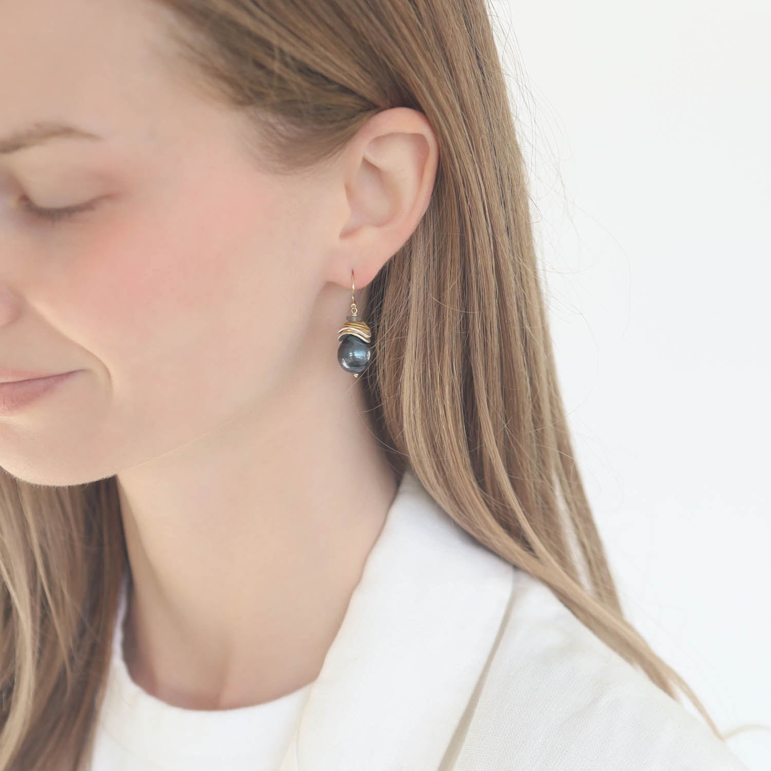LuLu: Rio Earrings, Peacock Pearl, Large