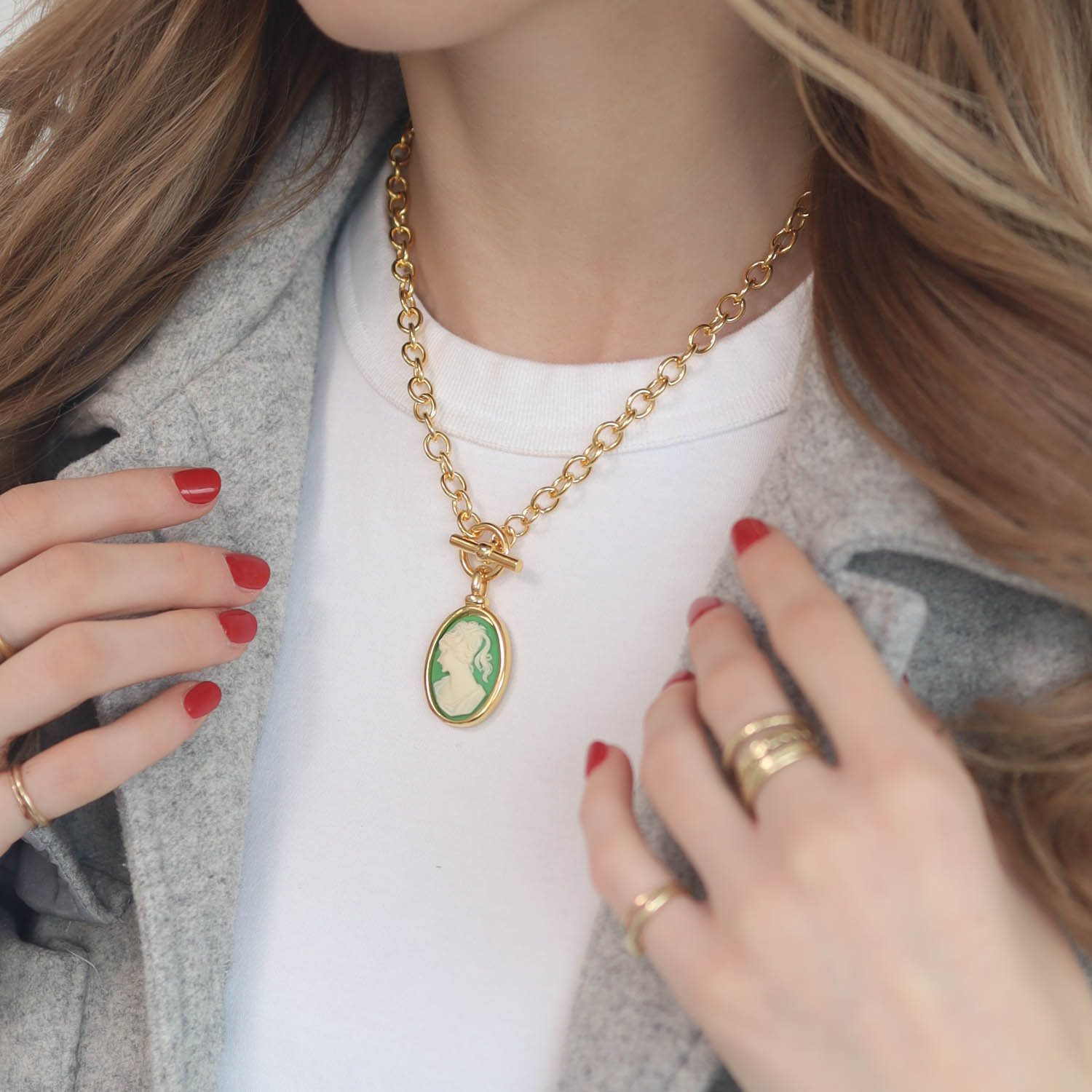 Catherine Canino: Classic Cameo Cable Necklace, 17" - Emerald Lady