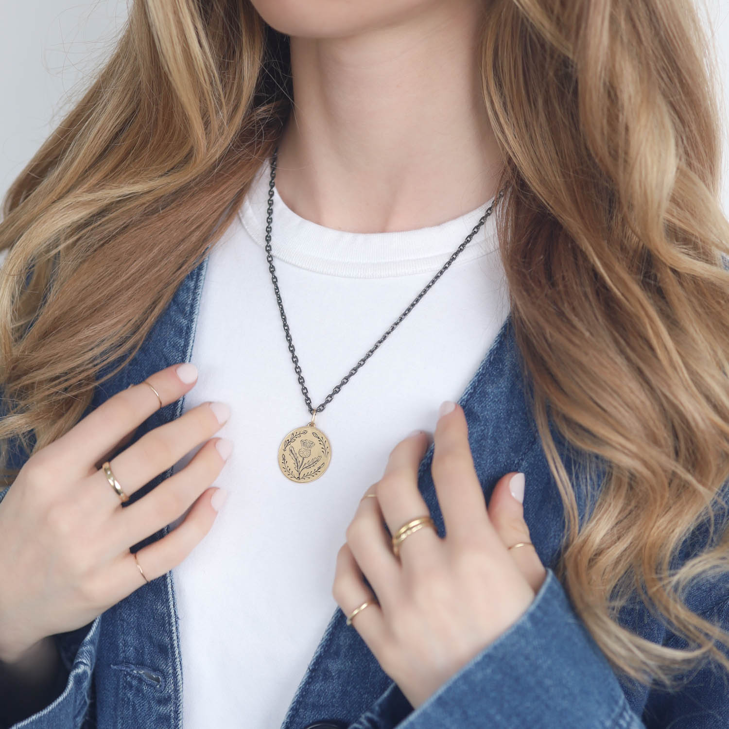 Erica Molinari Trunk show:18K / HAND engraved large Thistle disc "We acquire the strength we have overcome" Ralph Waldo Emerson