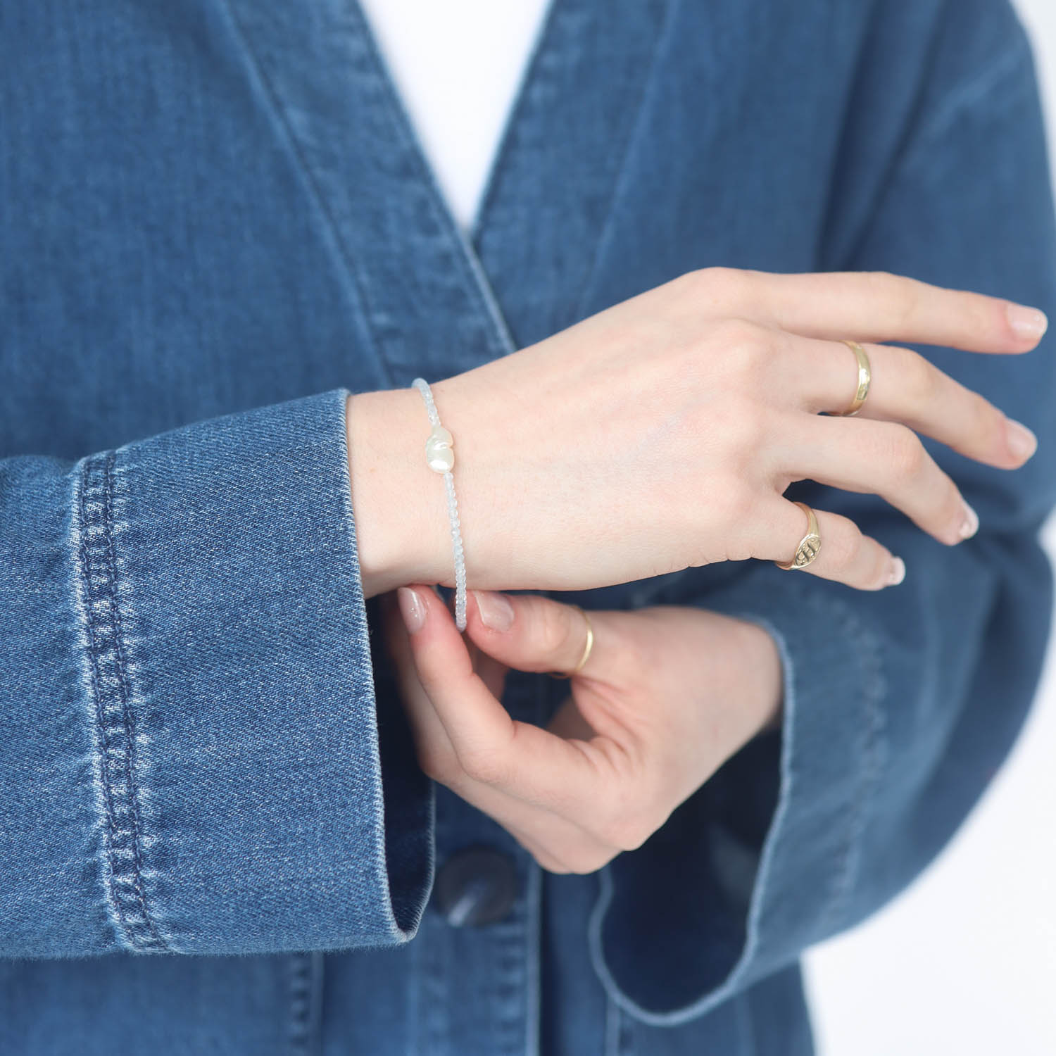 Margaret Solow:BLUE TOPAZ + PEARL BEADED BRACELET