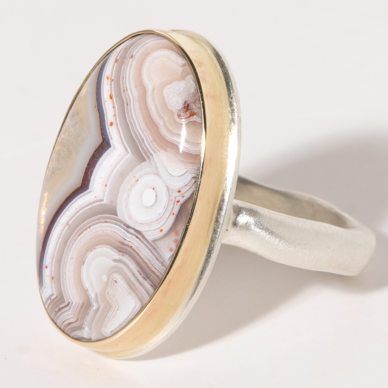Jamie Joseph:Sterling & 14K Gold Ring w/ Vertical Oval CRAZY LACEAGATE on Middle Groovy Band, SZ 7.25